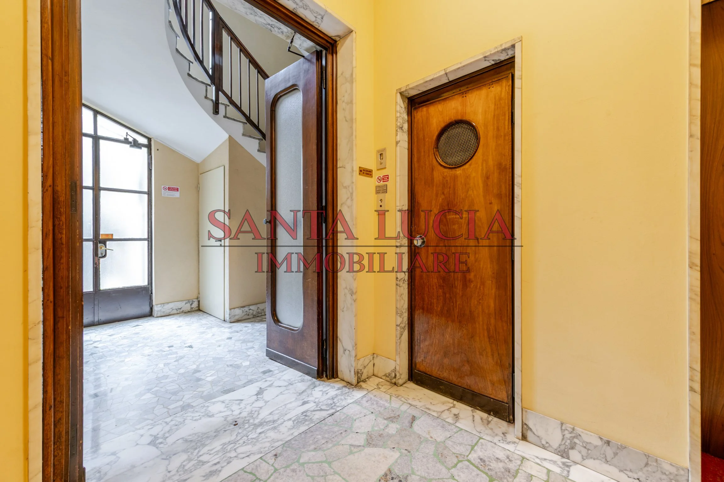 Via Mauro Macchi 58 - Trilocale ristrutturato con terrazzo e posto auto - Santa Lucia Immobiliare