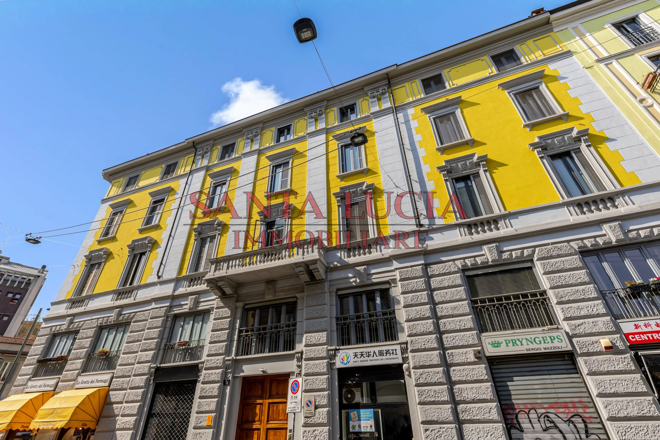 AMPIO ED ELEGANTE BILOCALE - VIA ROSMINI 1/A - SANTA LUCIA IMMOBILIARE