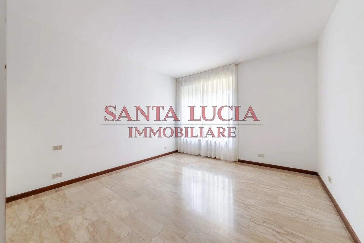Ampio quadrilocale di prestigio - Via Monte Rosa 15 - Santa Lucia Immobiliare