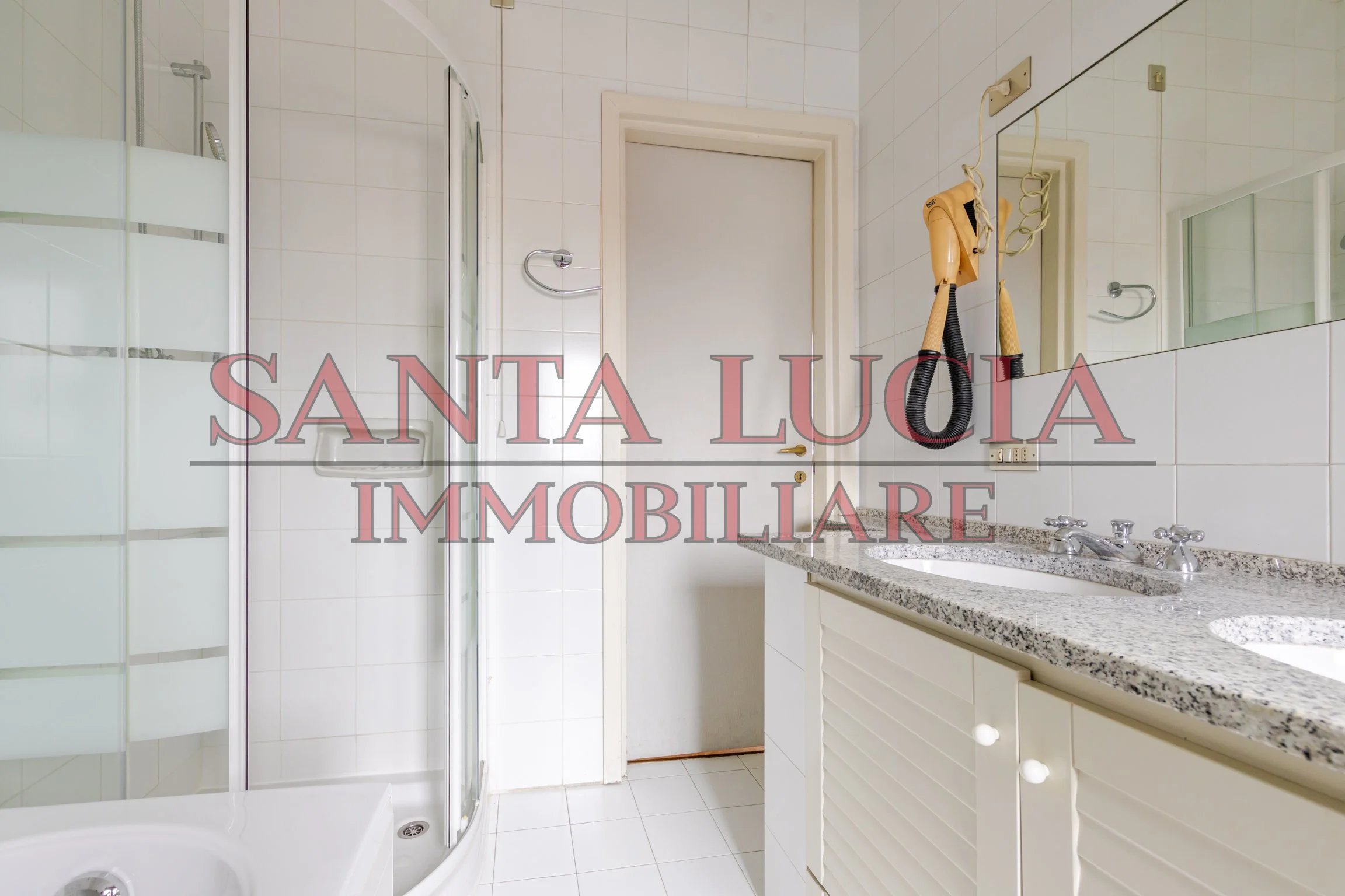 Attico con vista mozzafiato sullo skyline di Milano e alpi - Via Giacomo Boni 29 - Santa Lucia Immobiliare