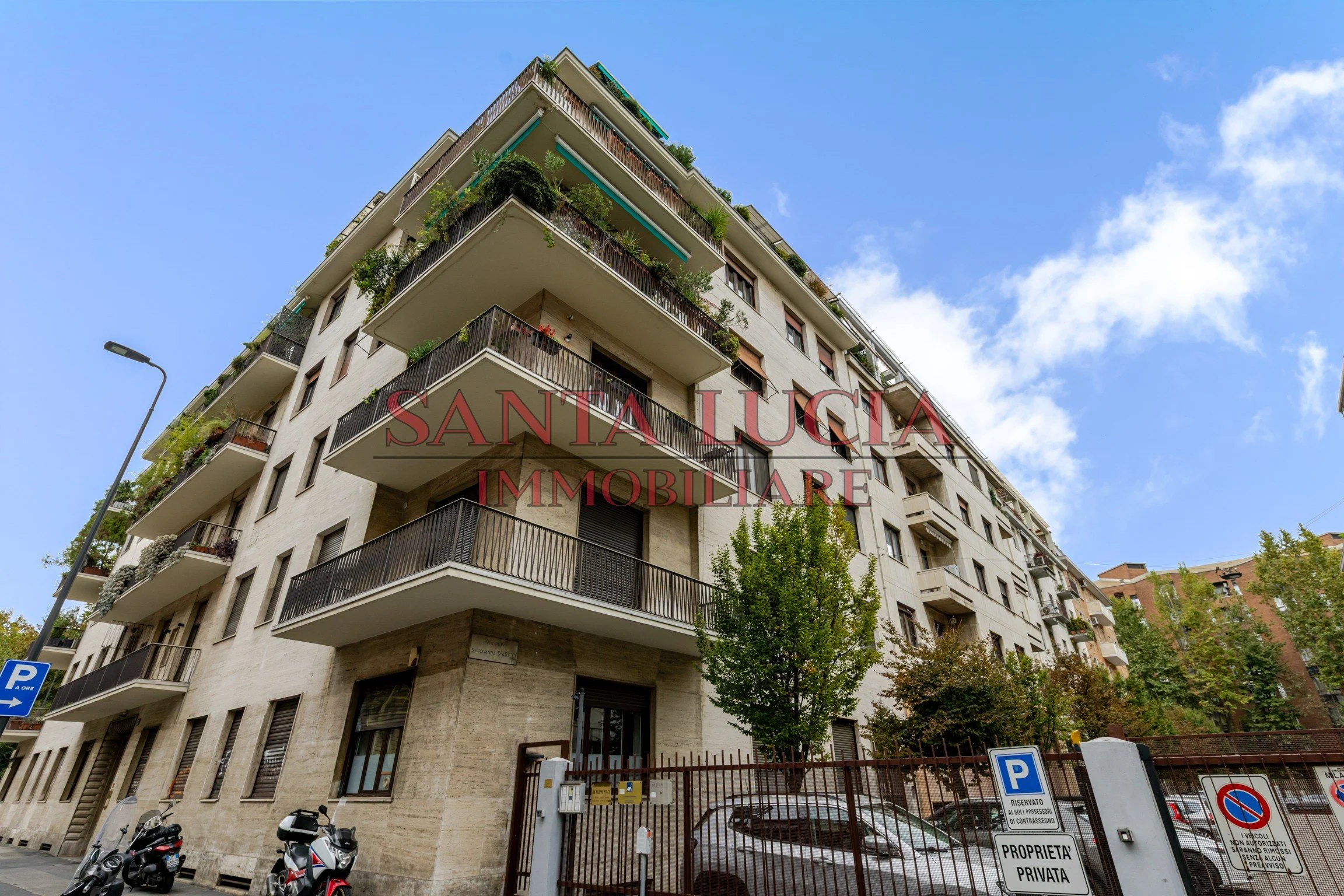 Via Mauro Macchi 58 - Trilocale ristrutturato con terrazzo e posto auto - Santa Lucia Immobiliare