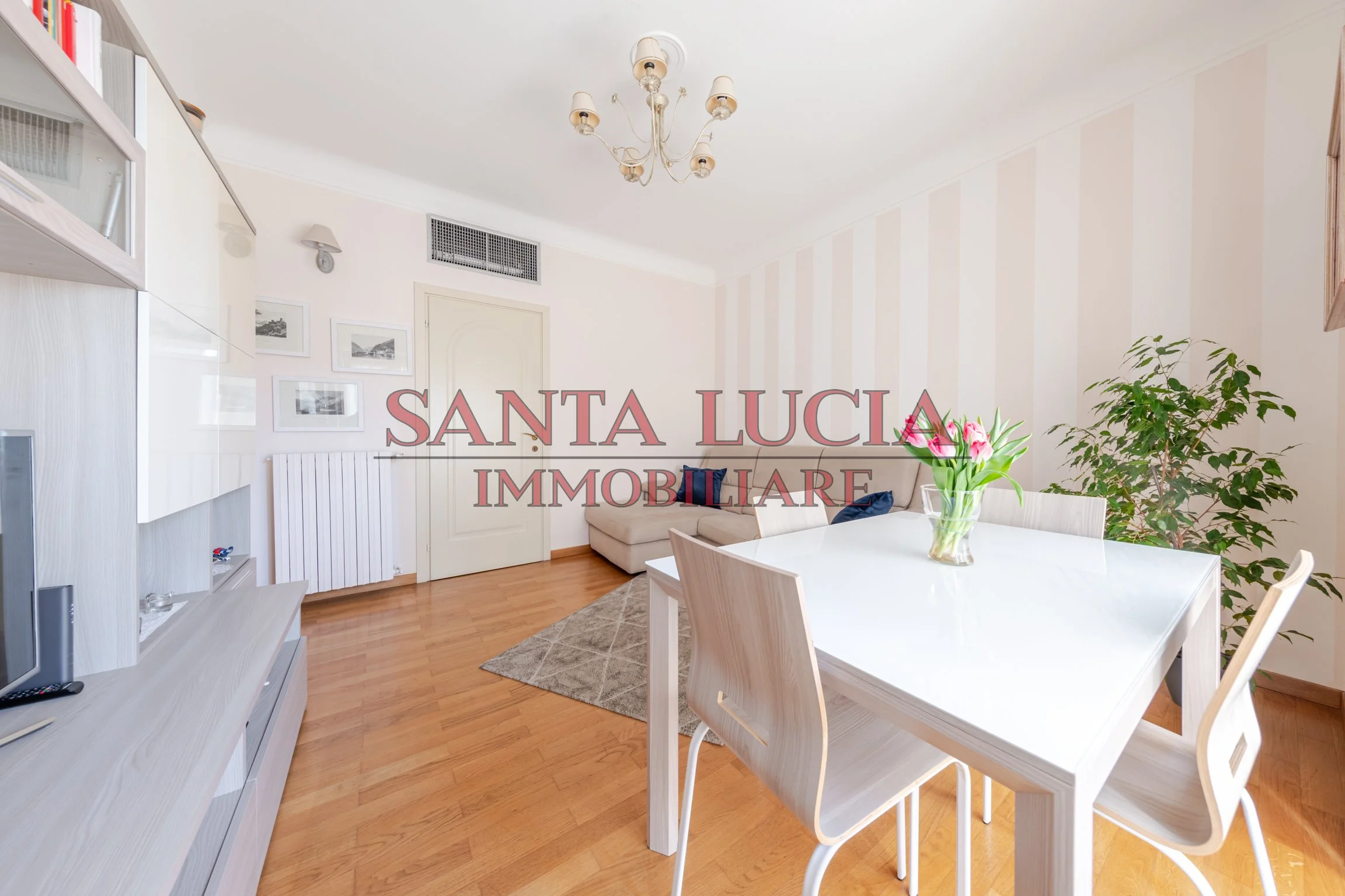 AMPIO ED ELEGANTE BILOCALE - VIA ROSMINI 1/A - SANTA LUCIA IMMOBILIARE