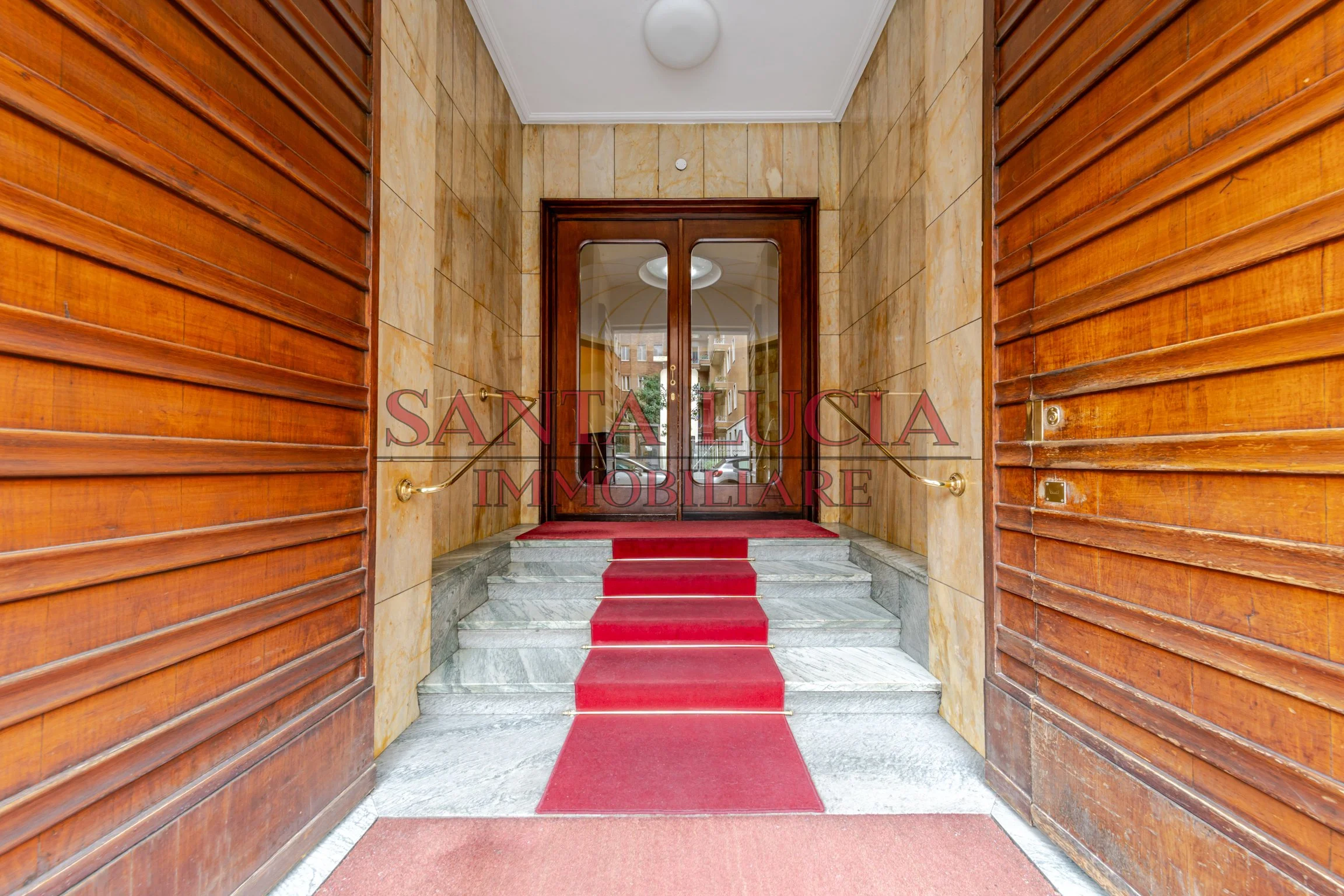 Via Mauro Macchi 58 - Trilocale ristrutturato con terrazzo e posto auto - Santa Lucia Immobiliare