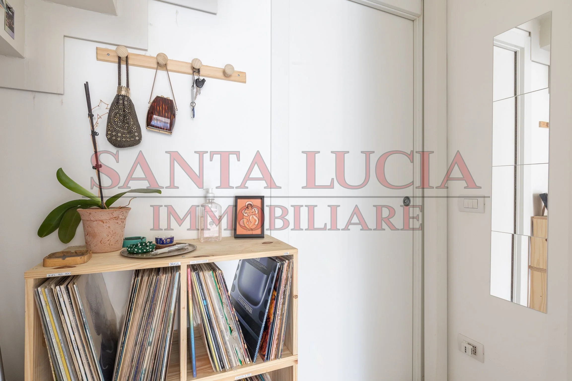 Elegante bilocale ristrutturato - Viale Zara 52 - Santa Lucia Immobiliare