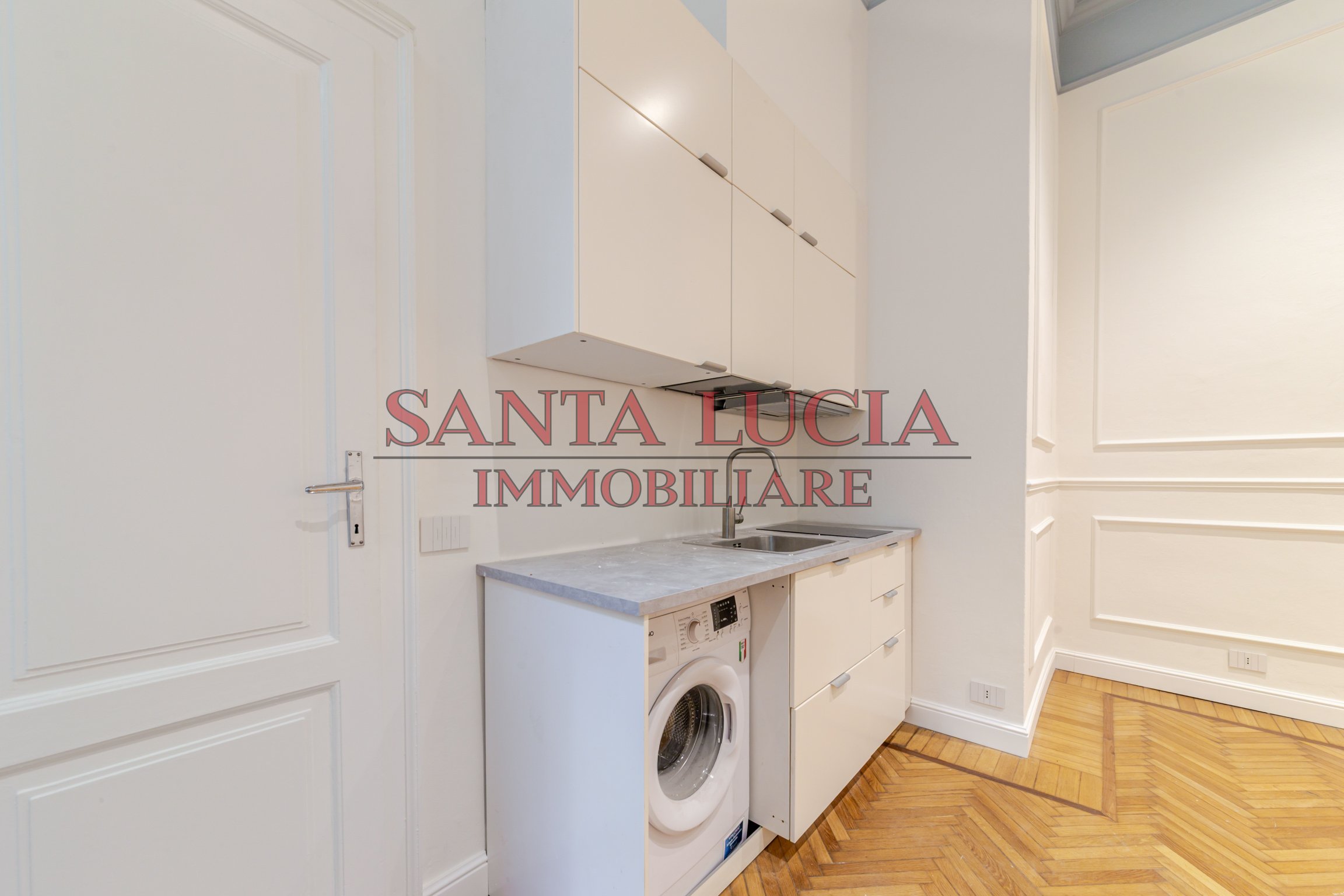 Elegante monolocale - Via Ruggiero Settimo 4 - Santa Lucia Immobiliare