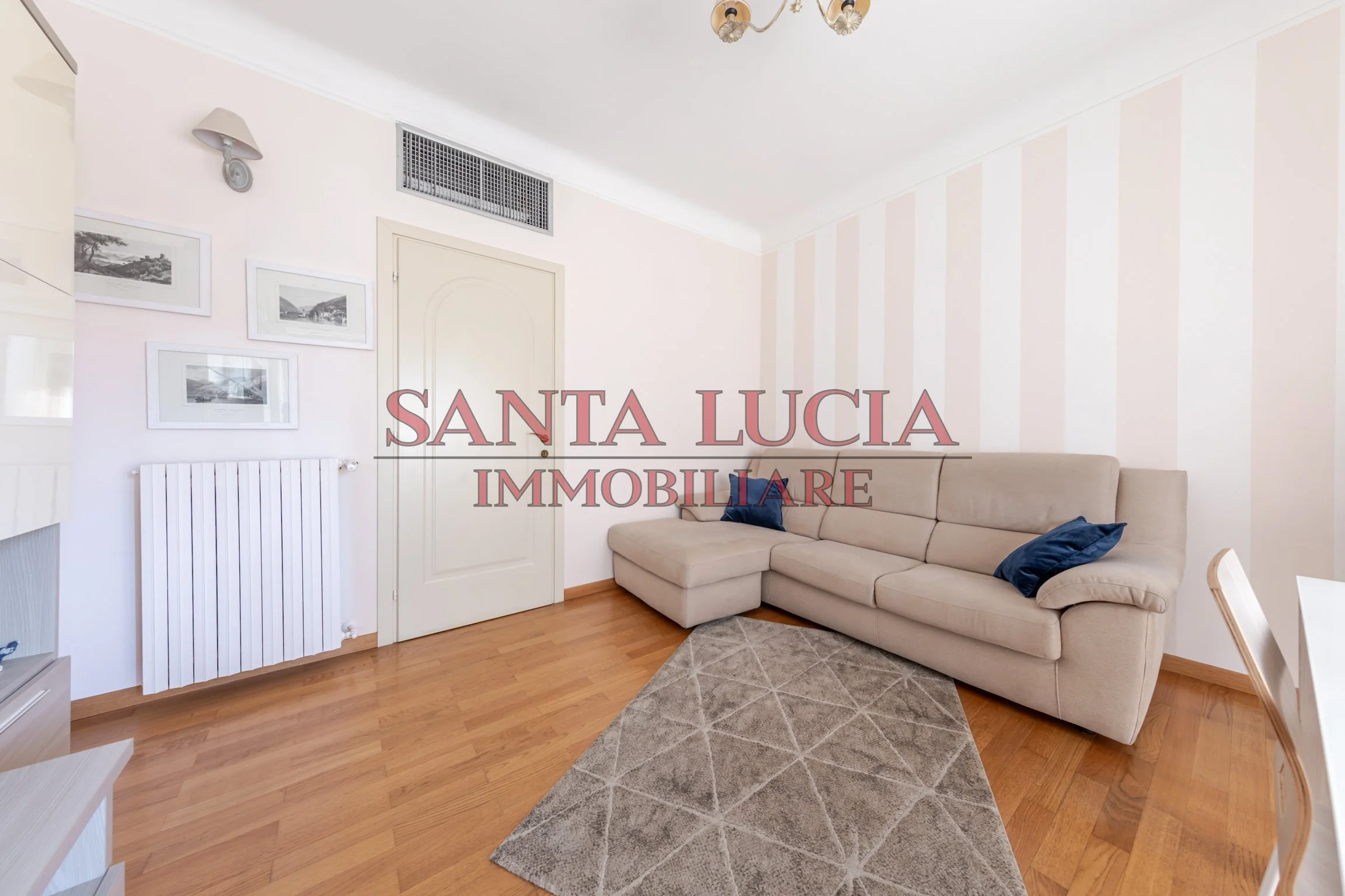 AMPIO ED ELEGANTE BILOCALE - VIA ROSMINI 1/A - SANTA LUCIA IMMOBILIARE