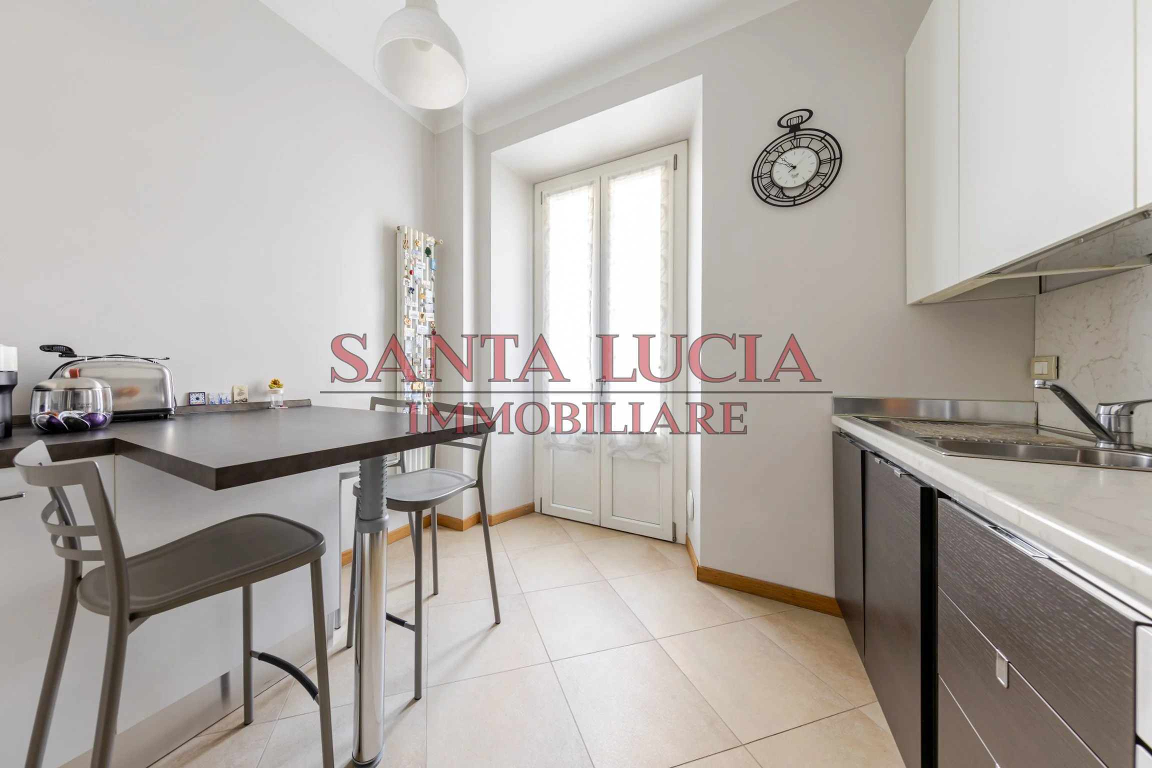 AMPIO ED ELEGANTE BILOCALE - VIA ROSMINI 1/A - SANTA LUCIA IMMOBILIARE