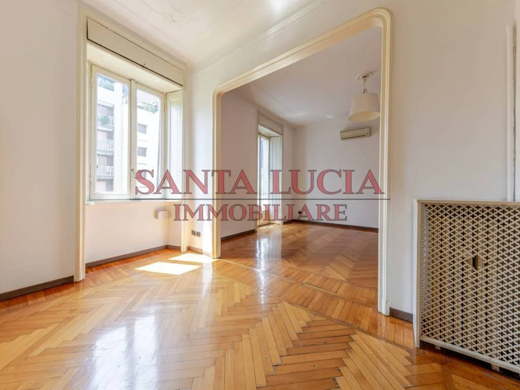 Elegante quadrilocale in stabile signorile - Via Carlo Ravizza 14 - Santa Lucia Immobiliare
