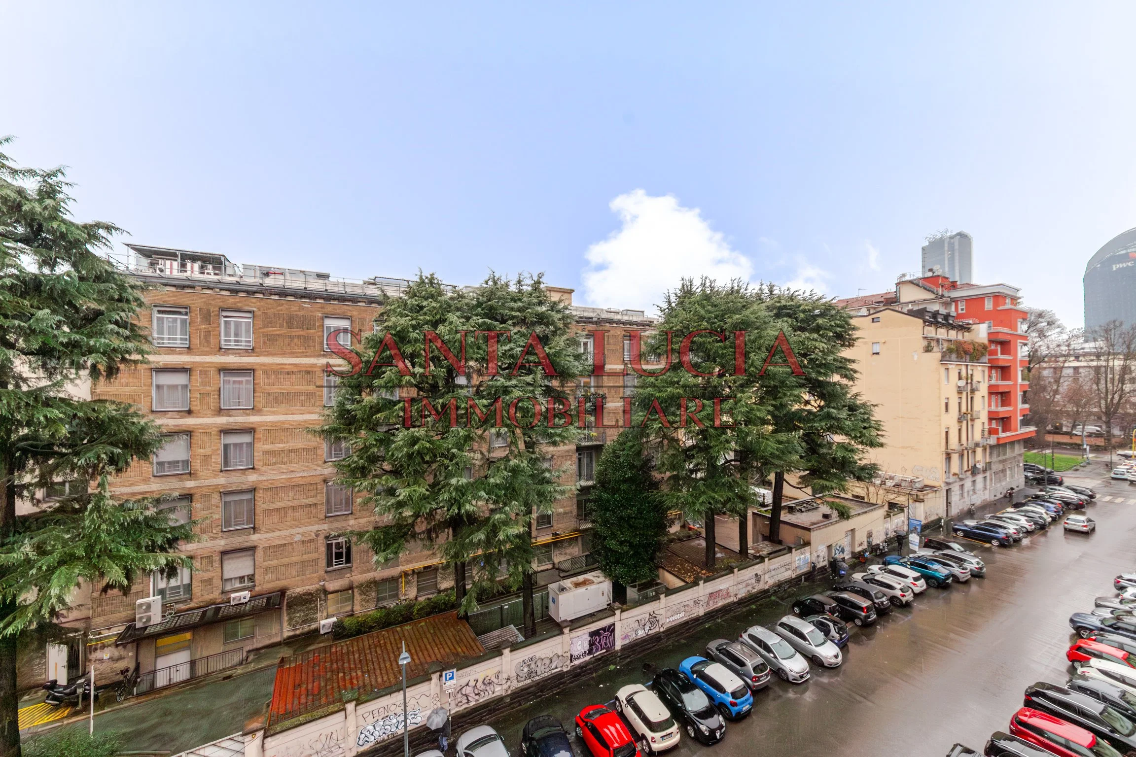 Elegante bilocale piano alto con balcone - Via Tiziano 13 Milano - Santa Lucia Immobiliare