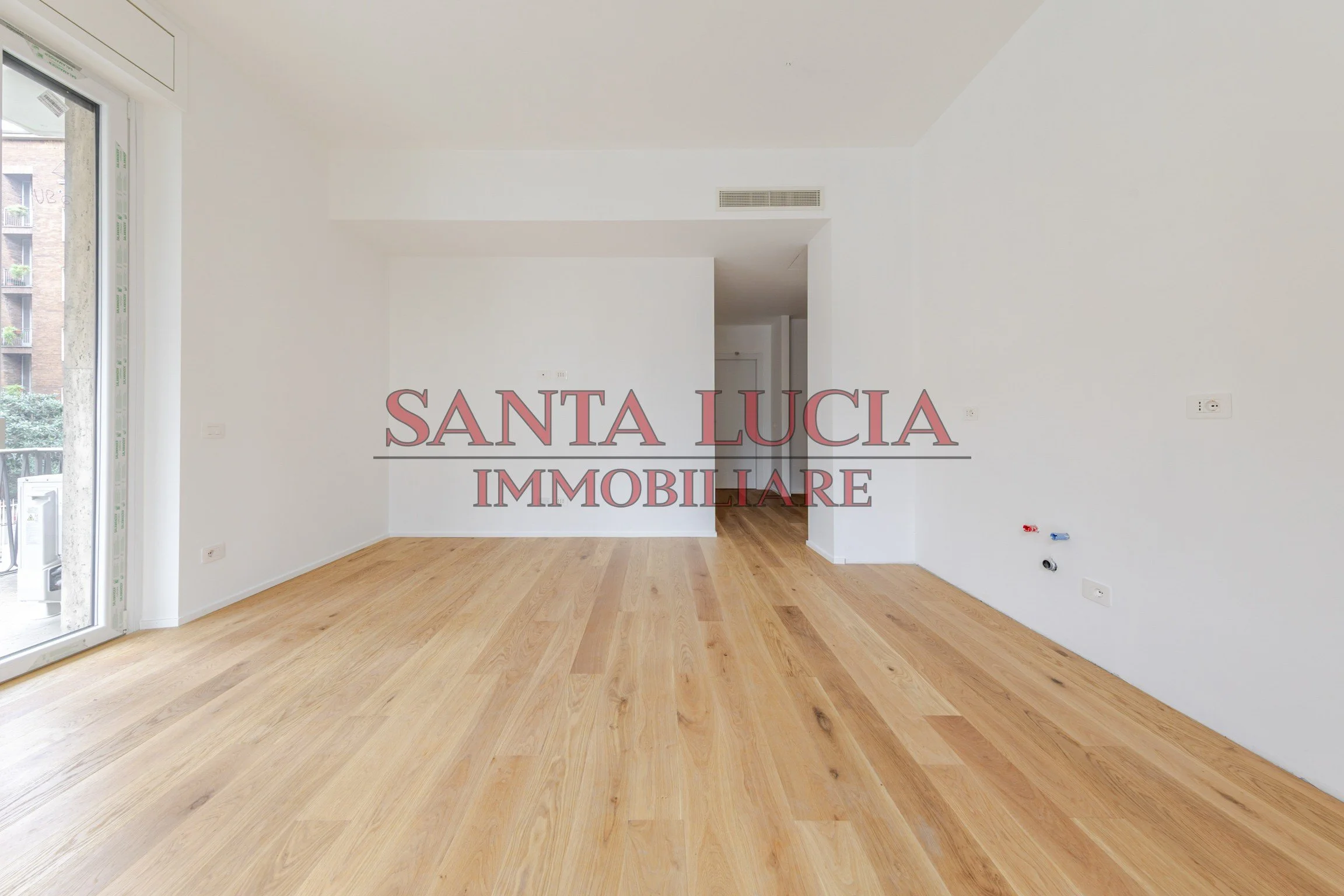 Via Mauro Macchi 58 - Trilocale ristrutturato con terrazzo e posto auto - Santa Lucia Immobiliare