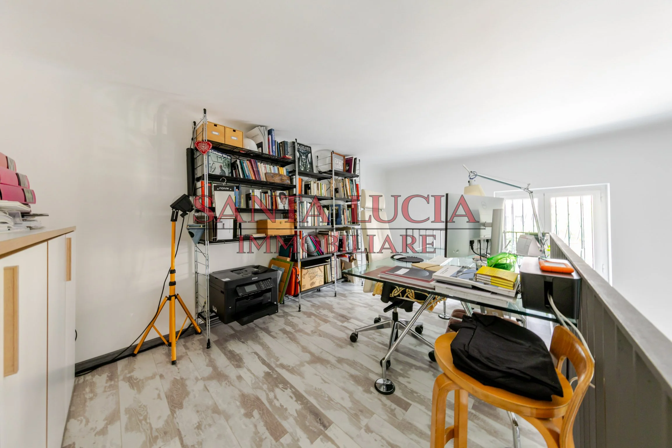 Via Achille Bizzoni 5 - Bilocale ristrutturato -  Santa Lucia Immobiliare