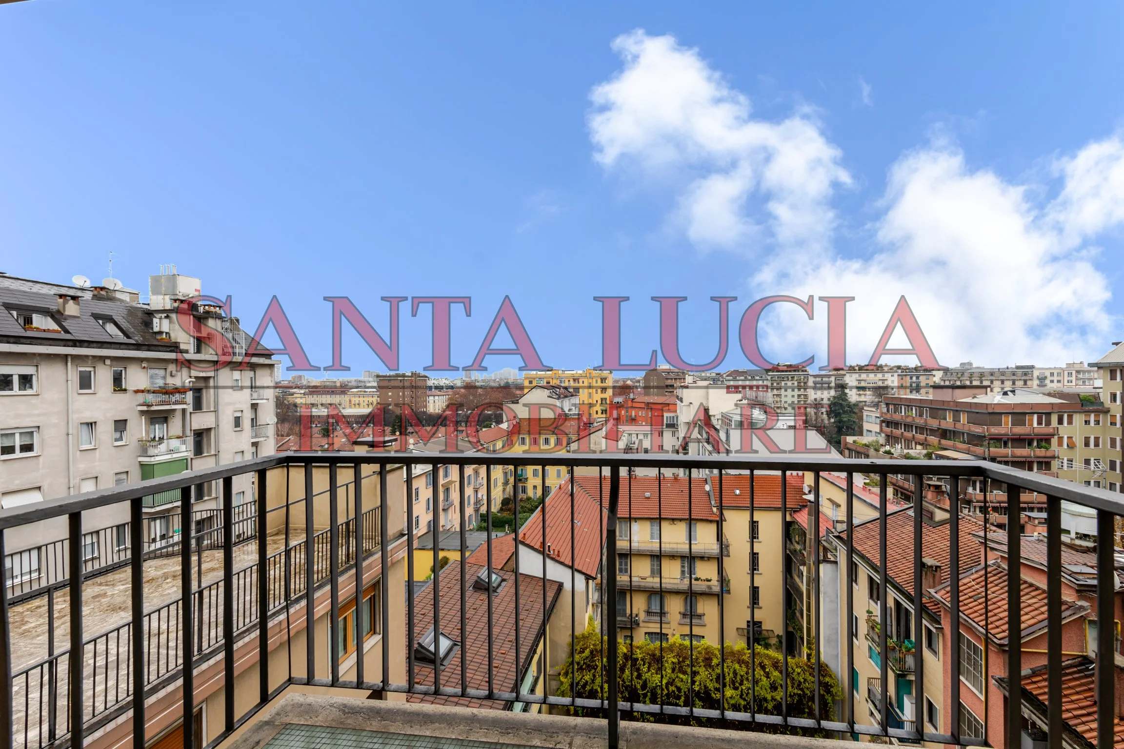 Attico con vista mozzafiato sullo skyline di Milano e alpi - Via Giacomo Boni 29 - Santa Lucia Immobiliare