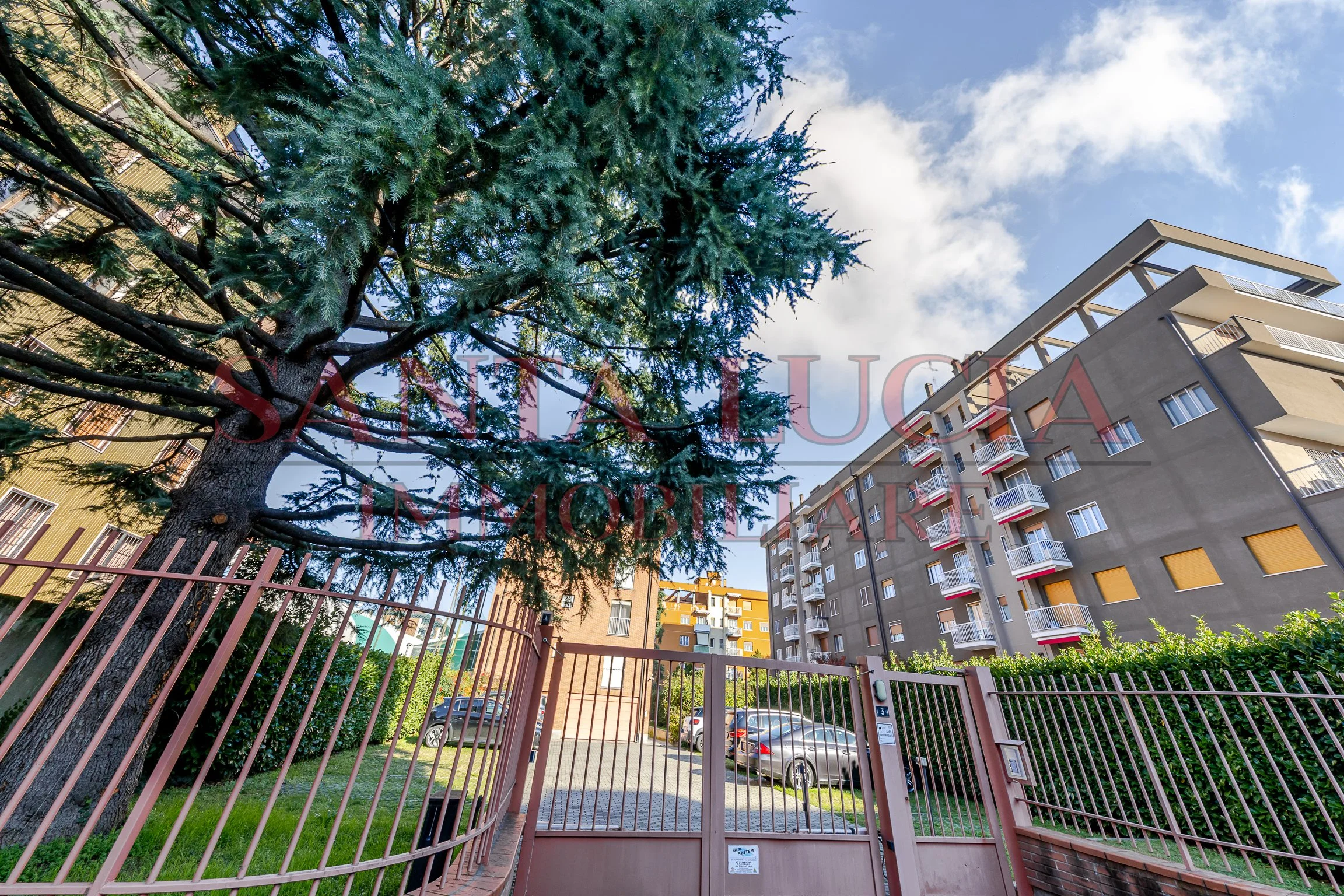 Bilocale ristrutturato con balcone - Via Enrico Mattei 3 - Segrate - Santa Lucia Immobiliare