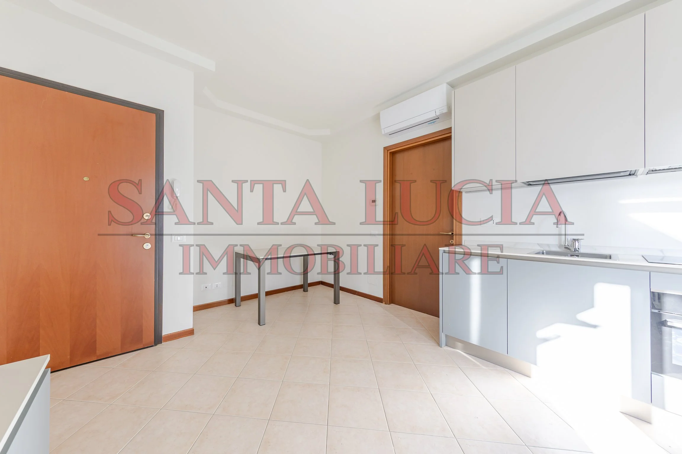 Bilocale ristrutturato con balcone - Via Enrico Mattei 3 - Segrate - Santa Lucia Immobiliare