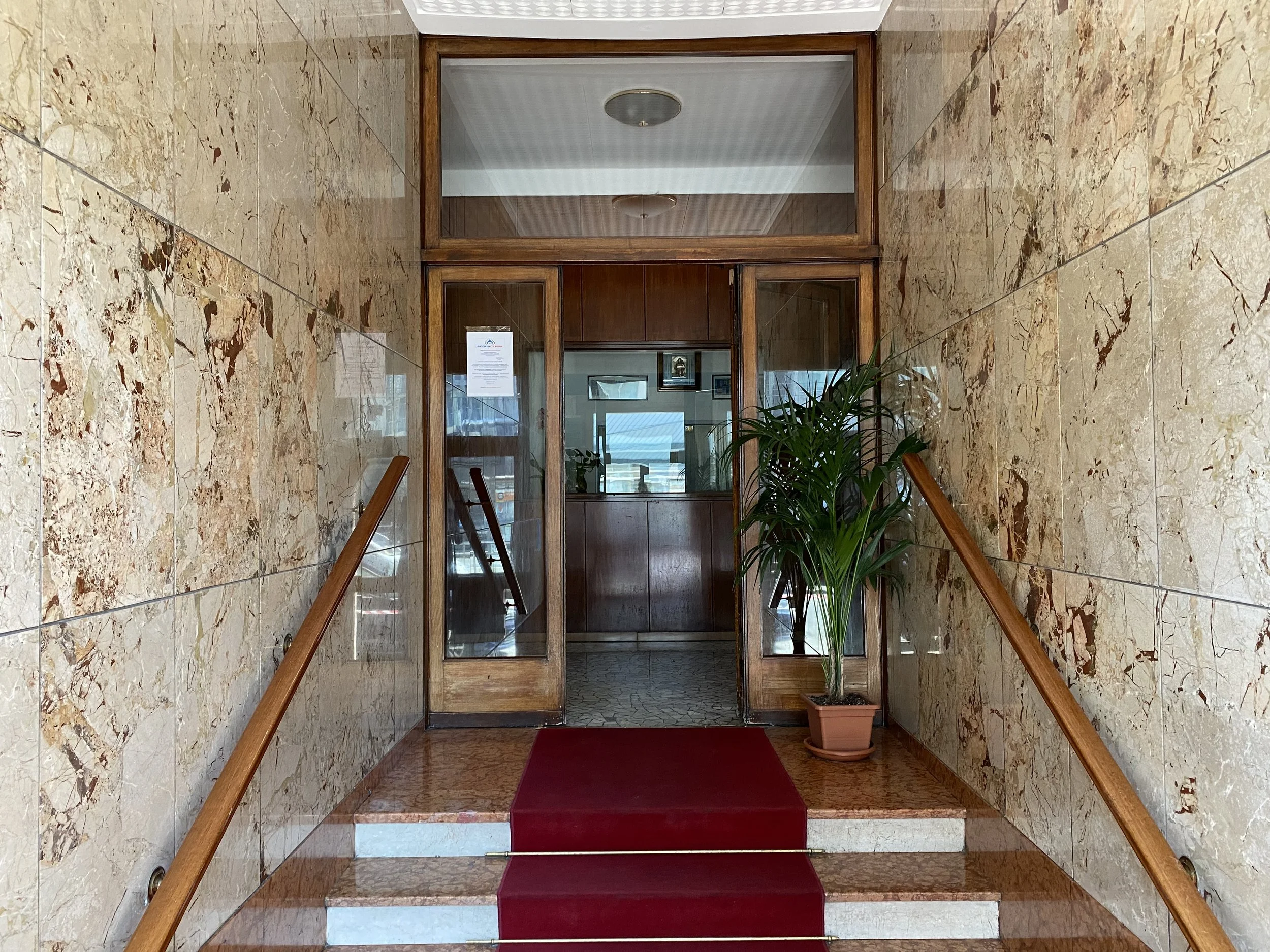 130 mq da personalizzare - Viale Murillo 1 - Santa Lucia Immobiliare