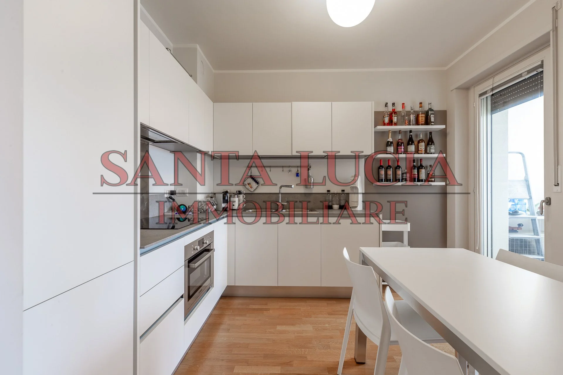 Trilocale panoramico con terrazza affacciata sul lago - Via Giotto 2a - Segrate - Santa Lucia Immobiliare