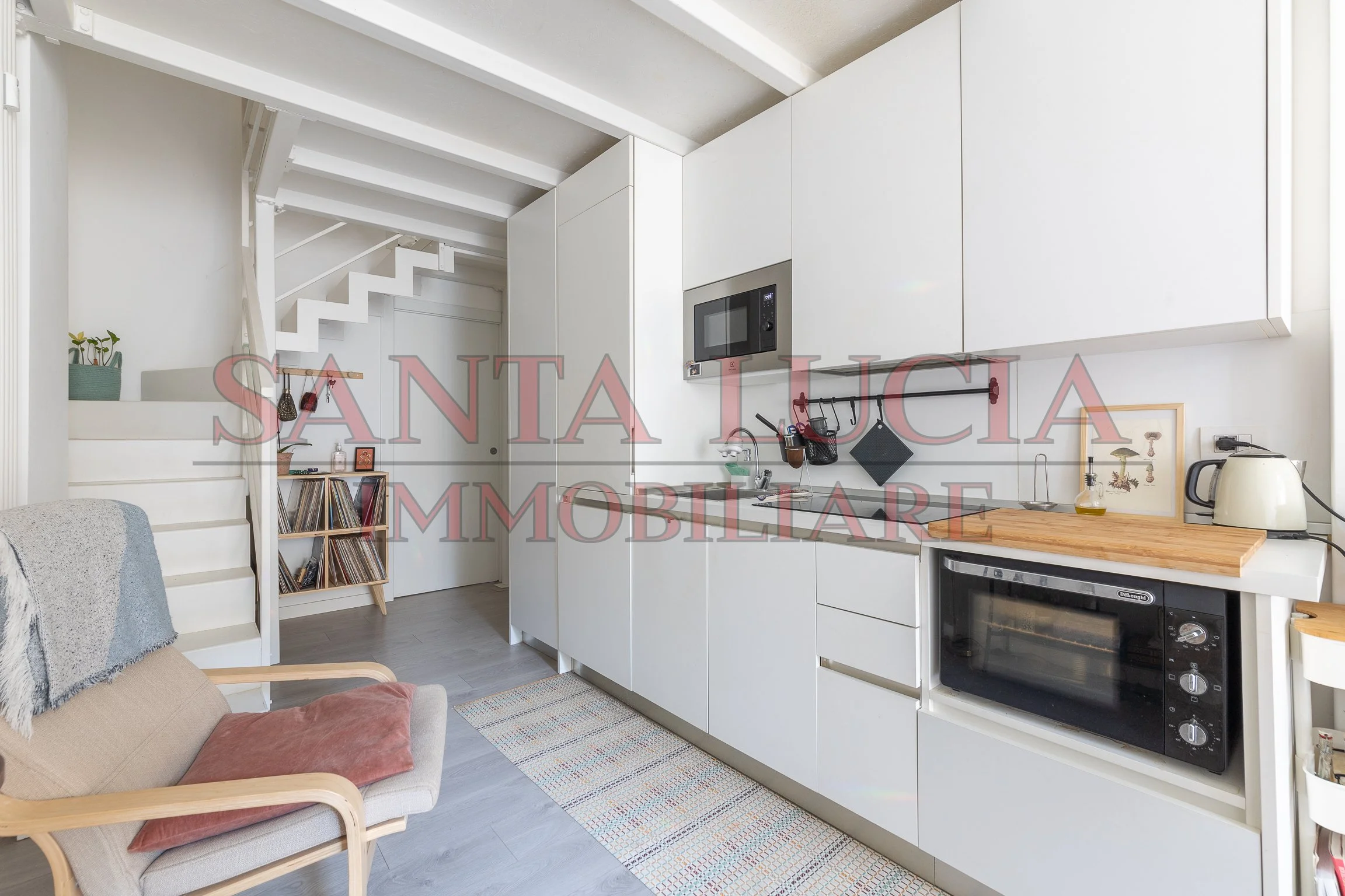 Elegante bilocale ristrutturato - Viale Zara 52 - Santa Lucia Immobiliare