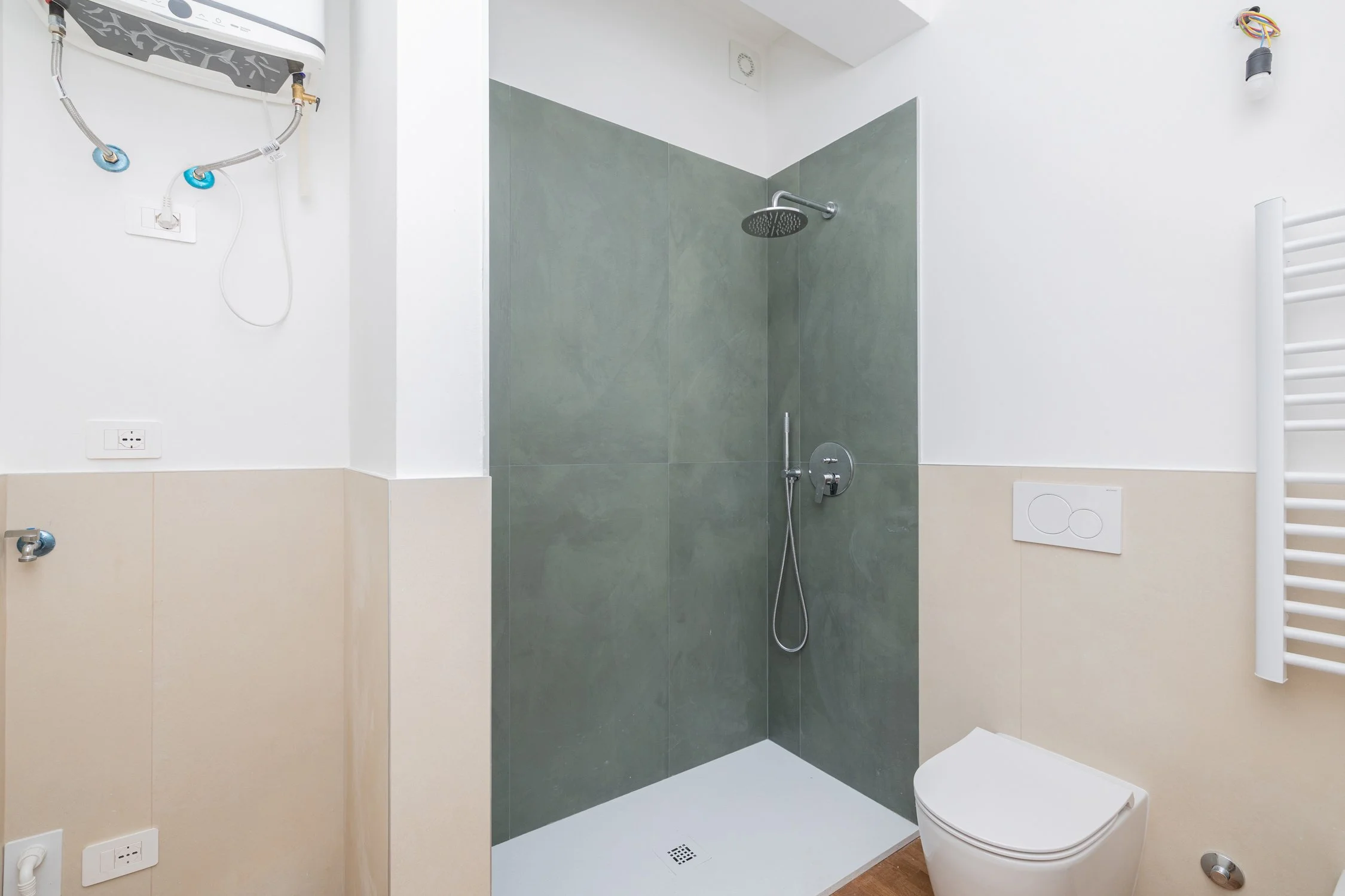 Elegante e luminoso bilocale ristrutturato a nuovo - Piazzale Brescia 22 - Santa Lucia Immobiliare Milano