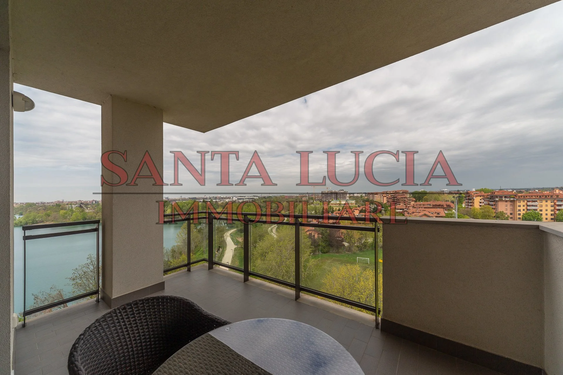 Trilocale panoramico con terrazza affacciata sul lago - Via Giotto 2a - Segrate - Santa Lucia Immobiliare
