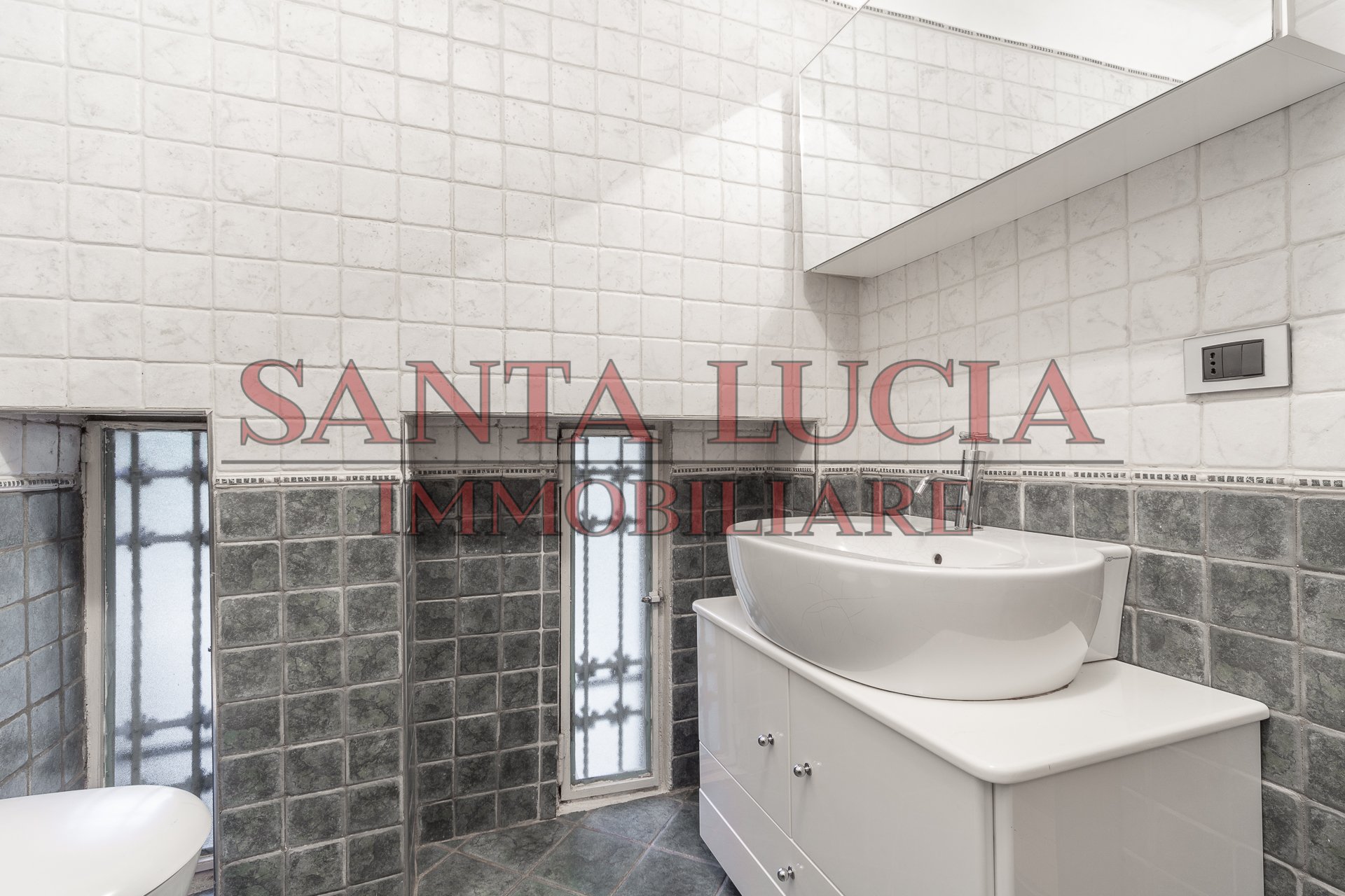 Elegante bilocale stile loft - Via Angelo Poliziano 13 - Santa Lucia Immobiliare