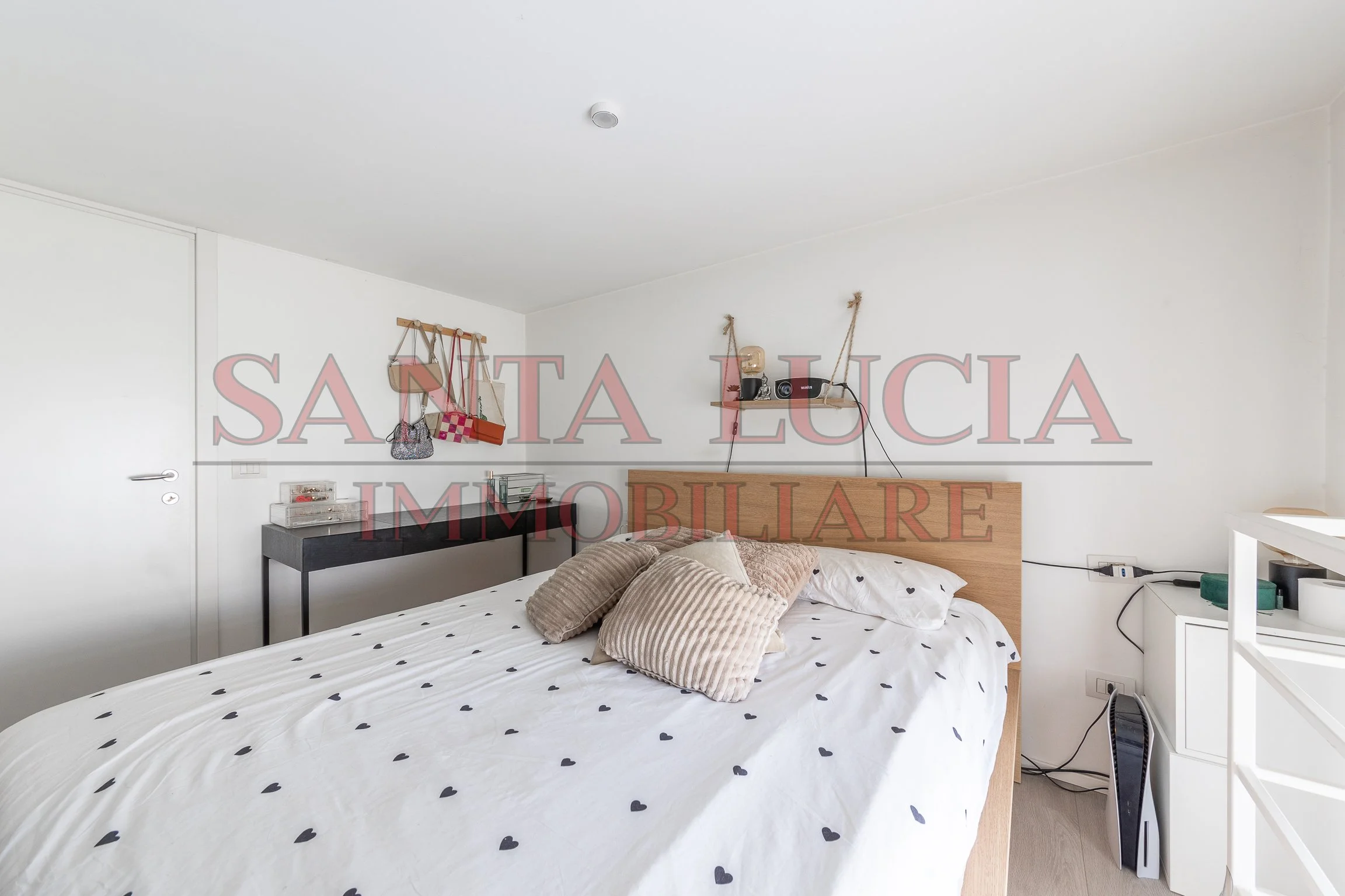 Elegante bilocale ristrutturato - Viale Zara 52 - Santa Lucia Immobiliare