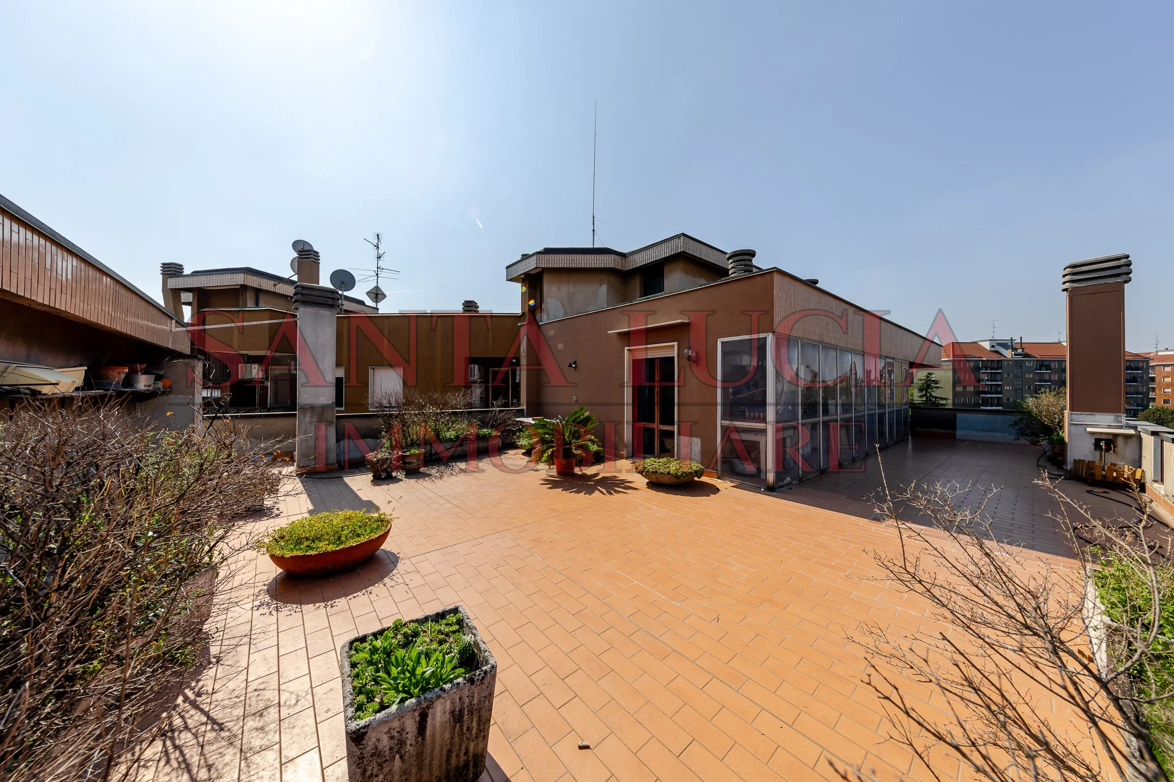 Prestigioso attico con terrazzo panoramico da personalizzare - Piazzale Udine 8 - Santa Lucia Immobiliare