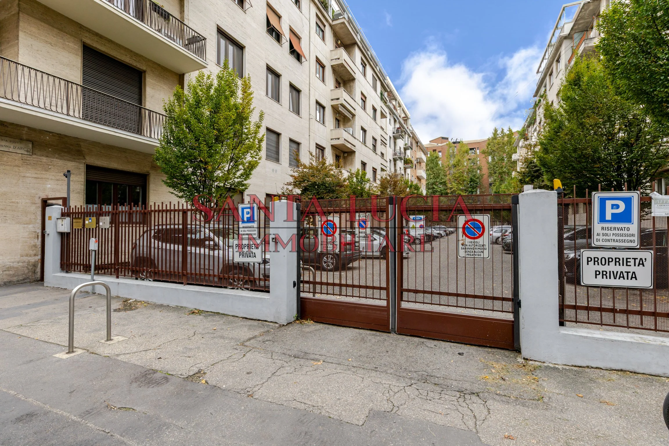 Via Mauro Macchi 58 - Trilocale ristrutturato con terrazzo e posto auto - Santa Lucia Immobiliare