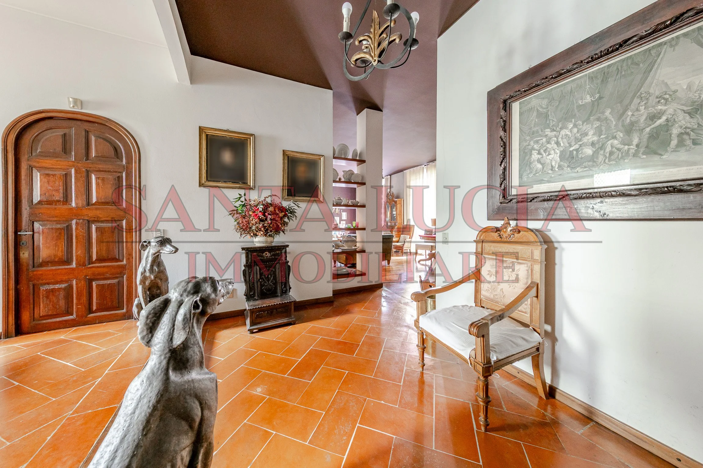 Elegante quadrilocale da ristrutturare in Via Alberto Mario 6 - In vendita - Santa Lucia Immobiliare