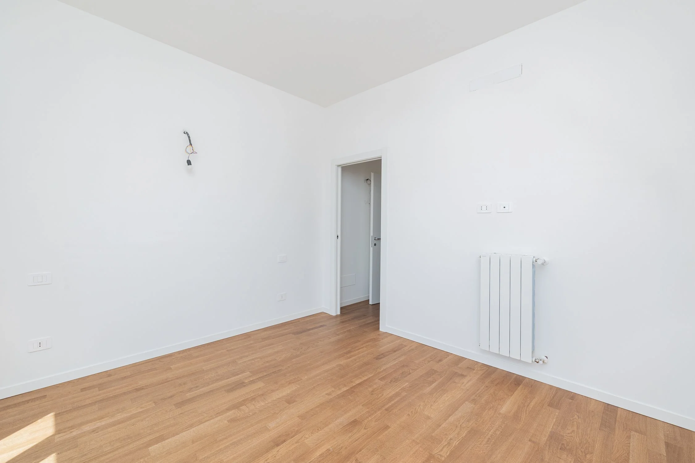 Elegante e luminoso bilocale ristrutturato a nuovo - Piazzale Brescia 22 - Santa Lucia Immobiliare Milano
