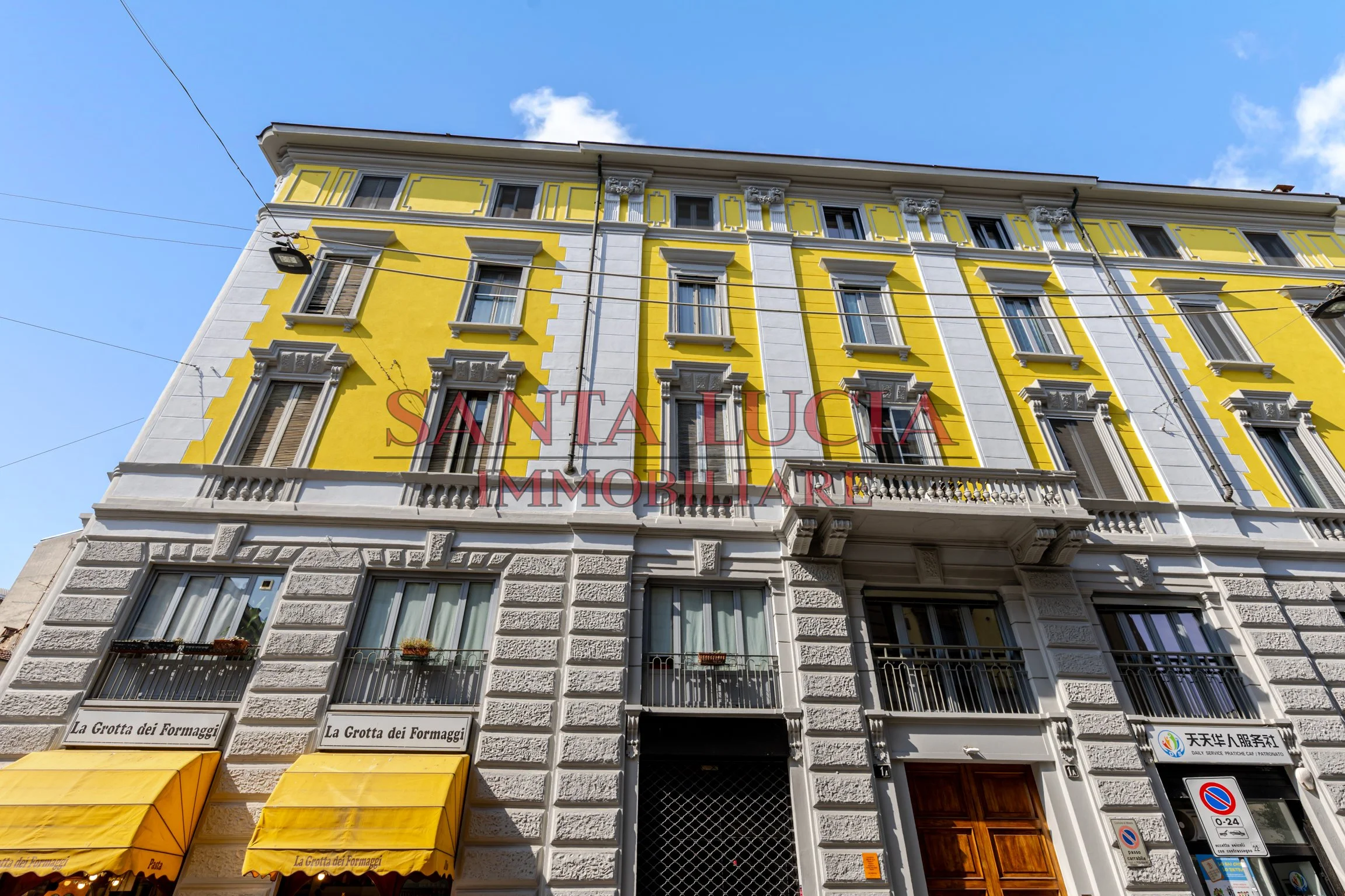 AMPIO ED ELEGANTE BILOCALE - VIA ROSMINI 1/A - SANTA LUCIA IMMOBILIARE