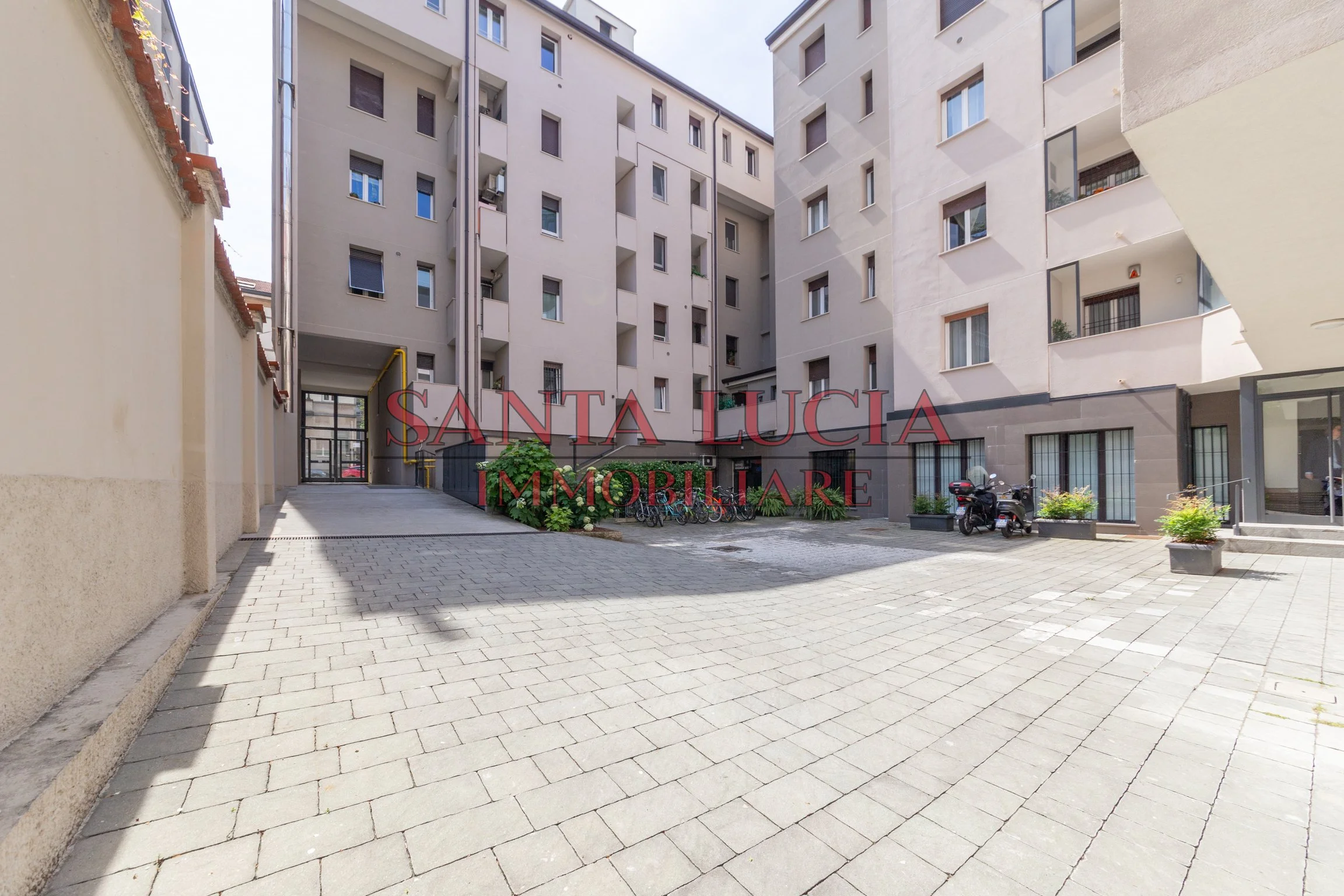 Bilocale funzionale in palazzina ristrutturata - Via Pellizza da Volpedo 8 - Santa Lucia Immobiliare