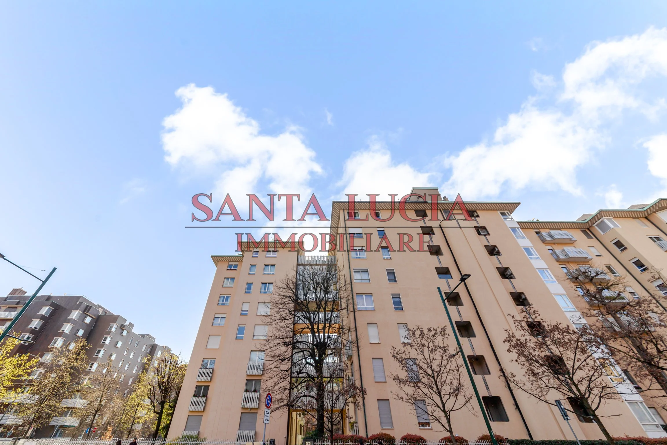 Ampio quadrilocale di prestigio - Via Monte Rosa 15 - Santa Lucia Immobiliare