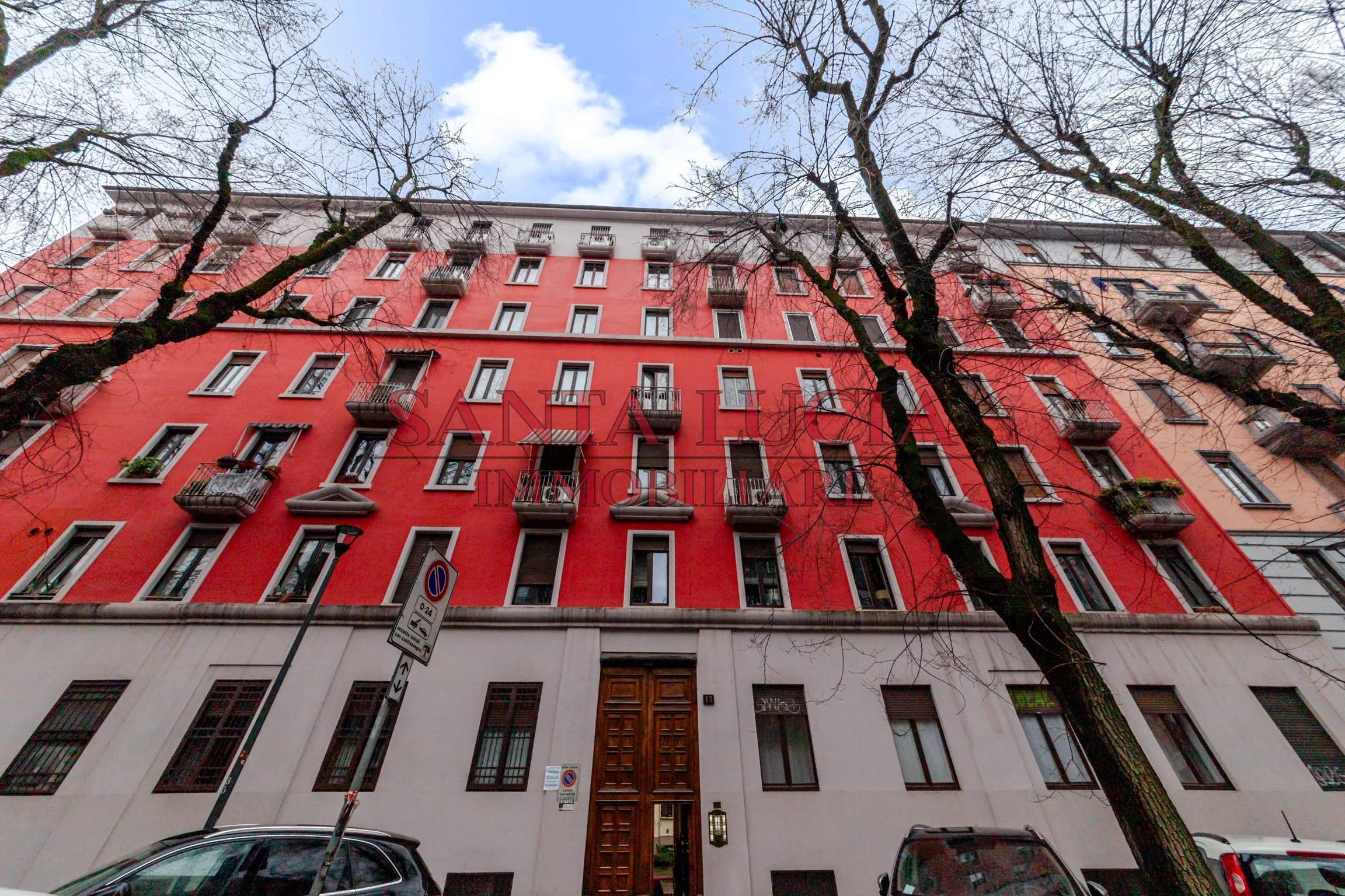 Elegante bilocale piano alto con balcone - Via Tiziano 13 Milano - Santa Lucia Immobiliare