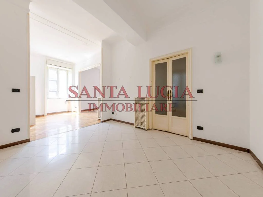 Elegante quadrilocale in stabile signorile - Via Carlo Ravizza 14 - Santa Lucia Immobiliare