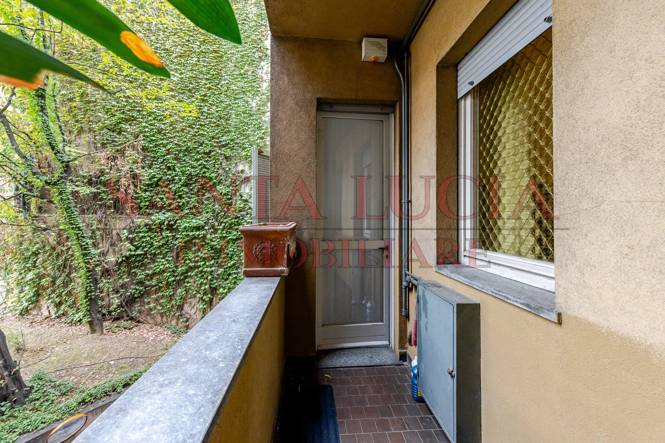 Elegante quadrilocale da ristrutturare in Via Alberto Mario 6 - In vendita - Santa Lucia Immobiliare