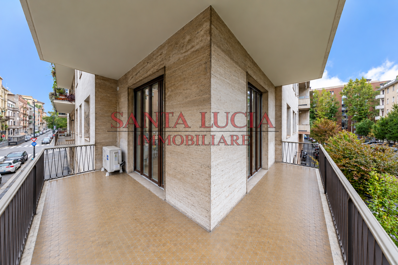 Via Mauro Macchi 58 - Trilocale ristrutturato con terrazzo e posto auto - Santa Lucia Immobiliare
