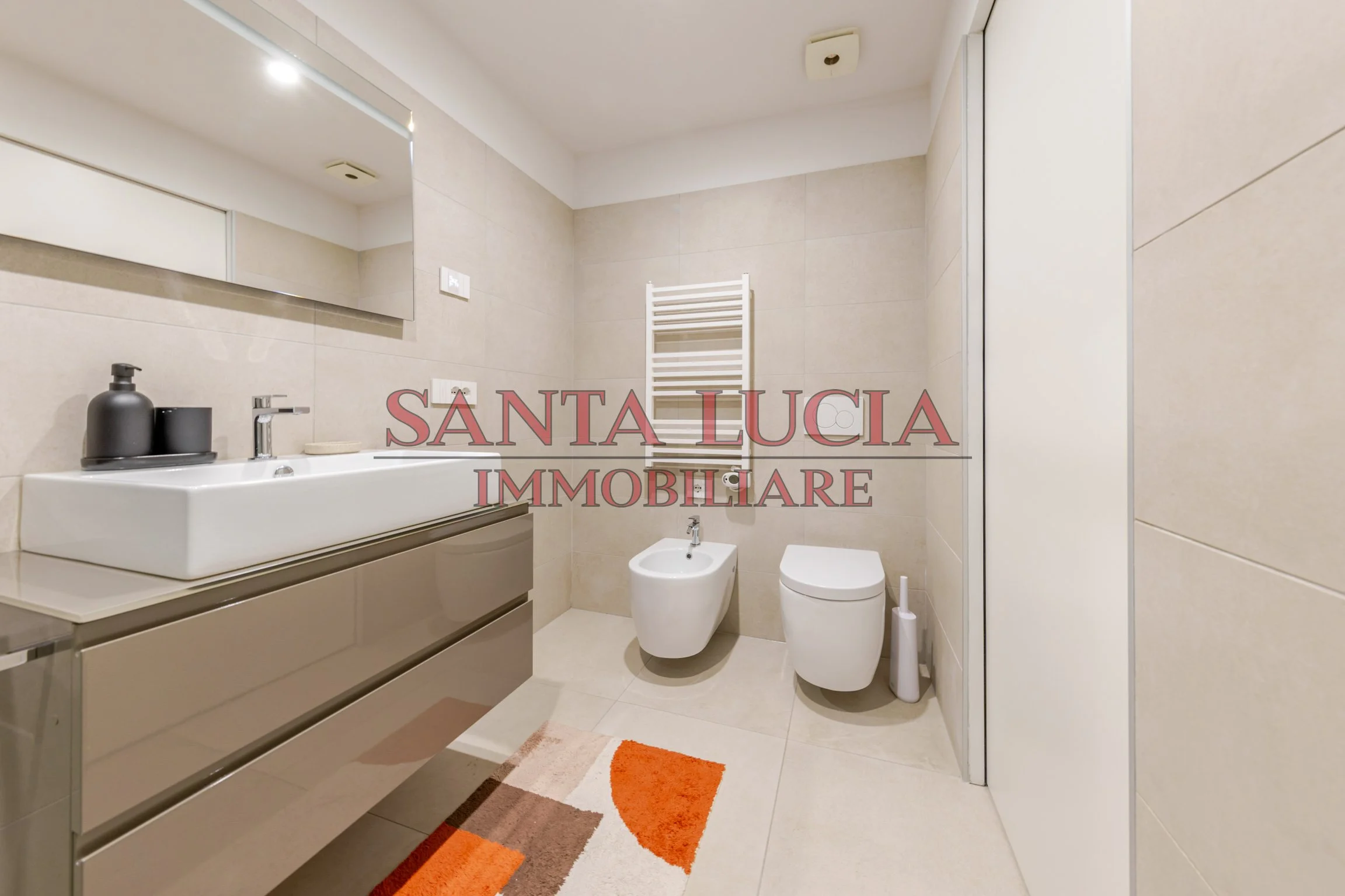 Bilocale di nuova ristrutturazione - Via Principe Eugenio 3 - Santa Lucia Immobiliare