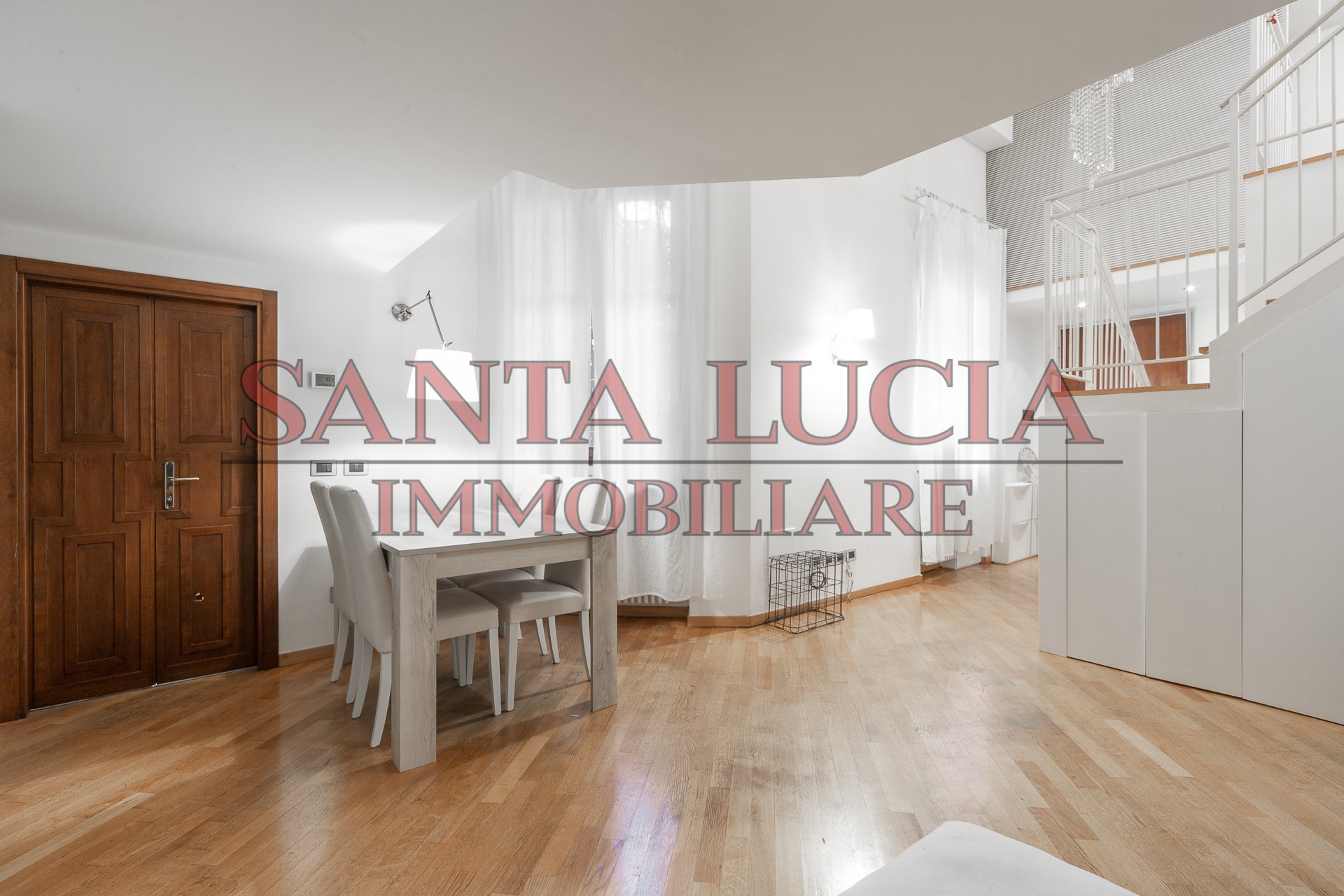 Elegante bilocale stile loft - Via Angelo Poliziano 13 - Santa Lucia Immobiliare