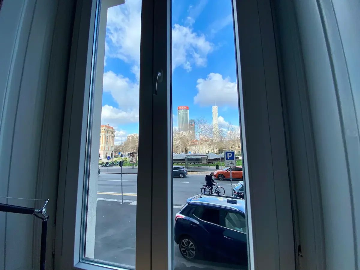 Elegante monolocale - Piazza Amendola 5 - Santa Lucia Immobiliare