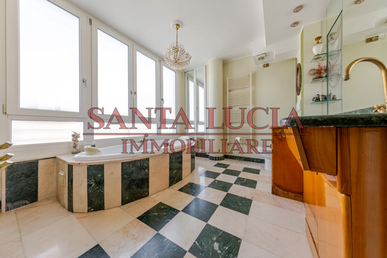 Via Giovanni Masera 10 - Attico unico al piano con terrazzo - Morgagni/Buenos Aires