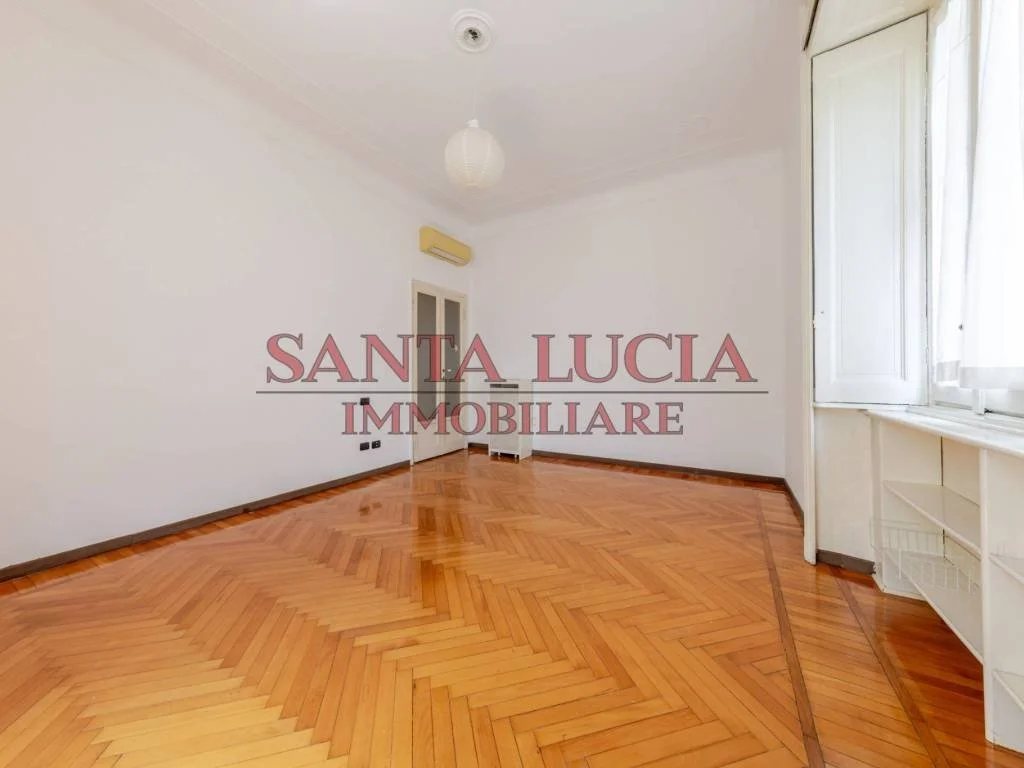 Elegante quadrilocale in stabile signorile - Via Carlo Ravizza 14 - Santa Lucia Immobiliare