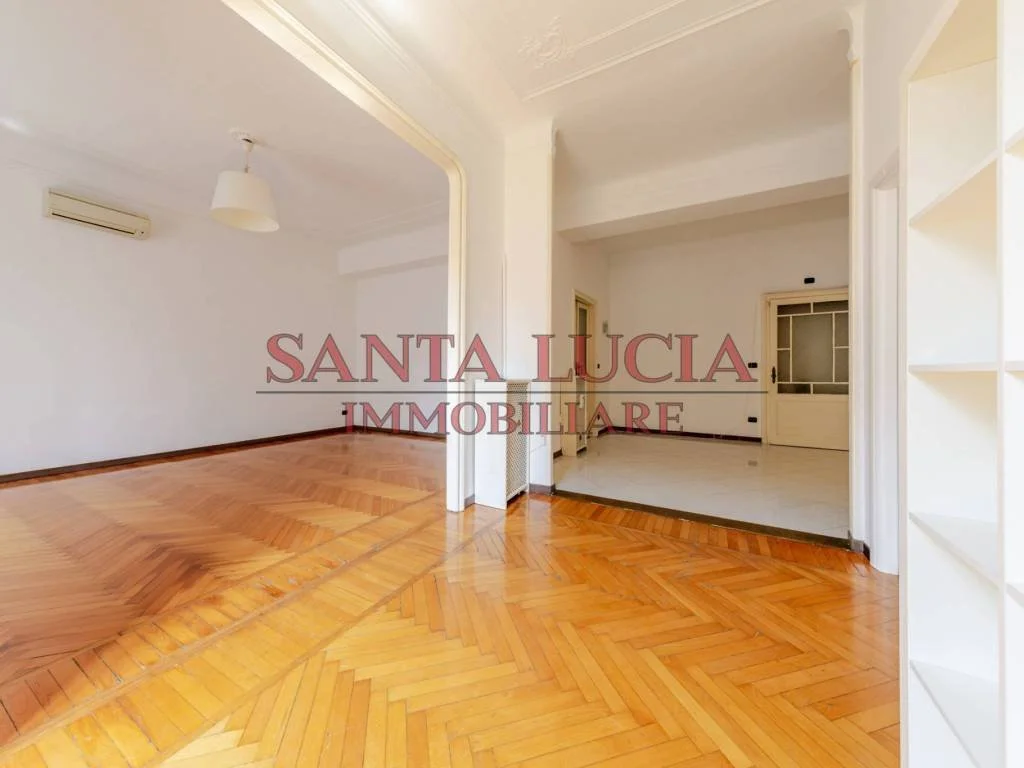 Elegante quadrilocale in stabile signorile - Via Carlo Ravizza 14 - Santa Lucia Immobiliare