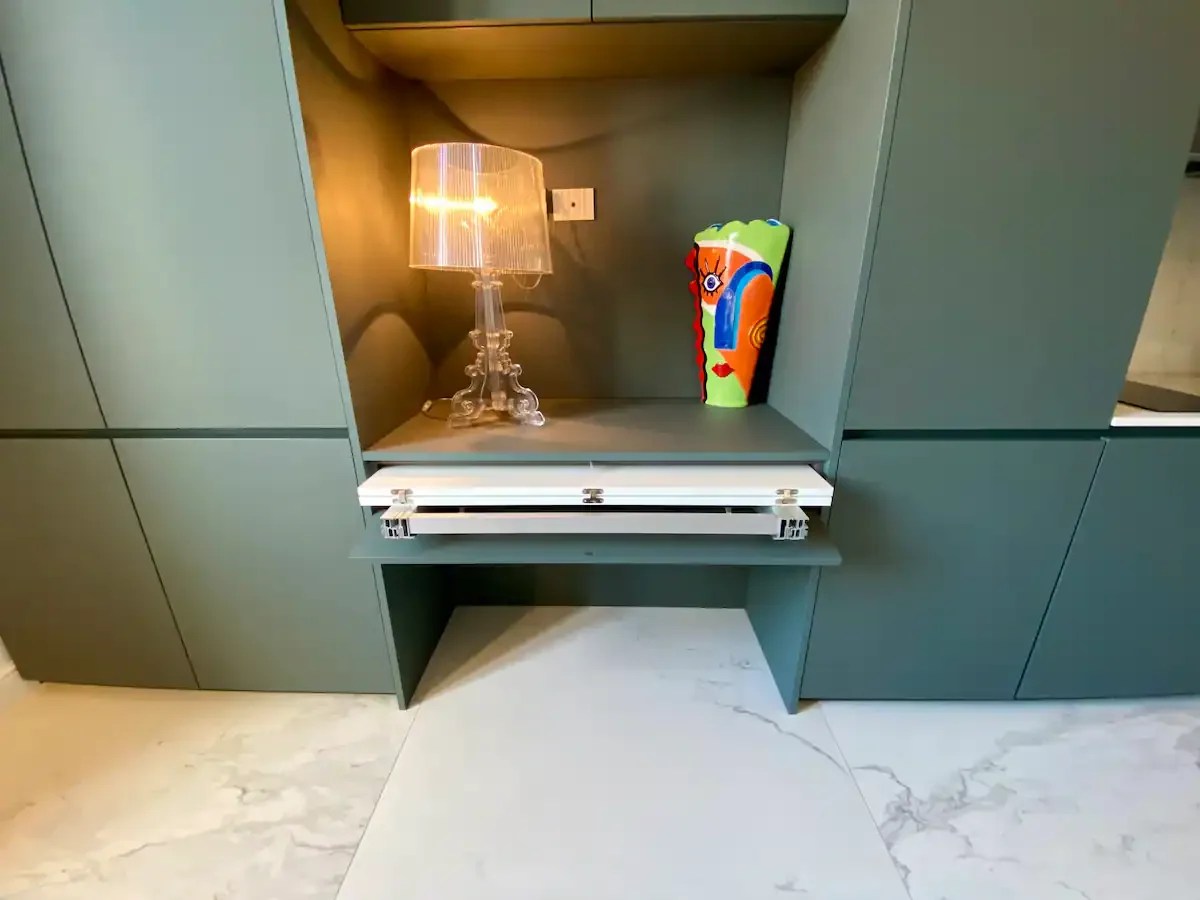 Elegante monolocale - Piazza Amendola 5 - Santa Lucia Immobiliare