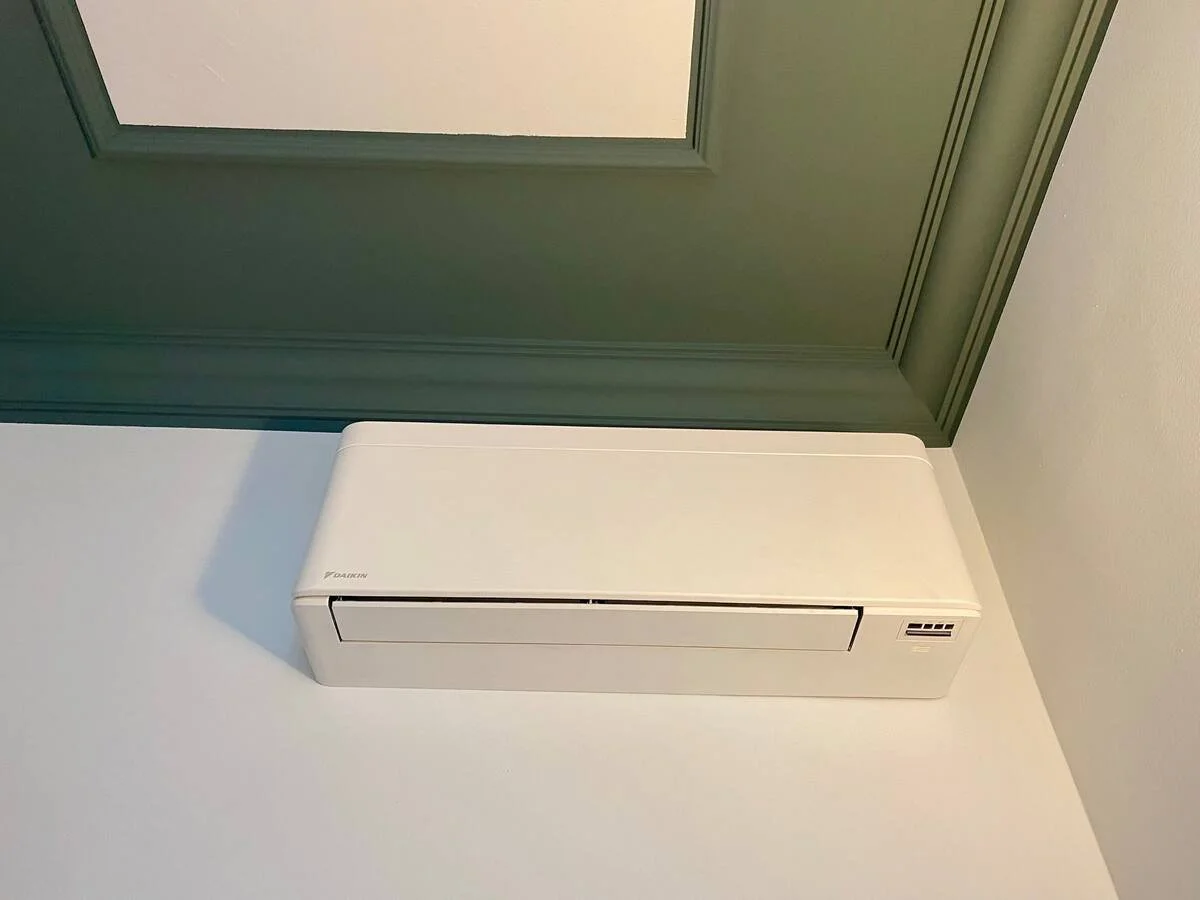 Elegante monolocale - Piazza Amendola 5 - Santa Lucia Immobiliare