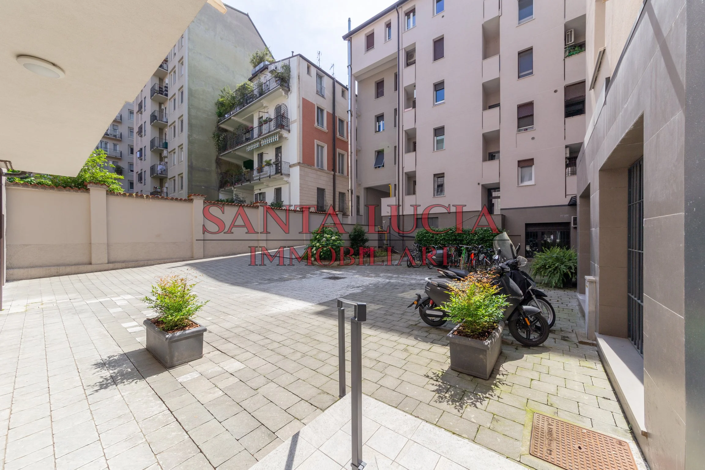 Bilocale funzionale in palazzina ristrutturata - Via Pellizza da Volpedo 8 - Santa Lucia Immobiliare