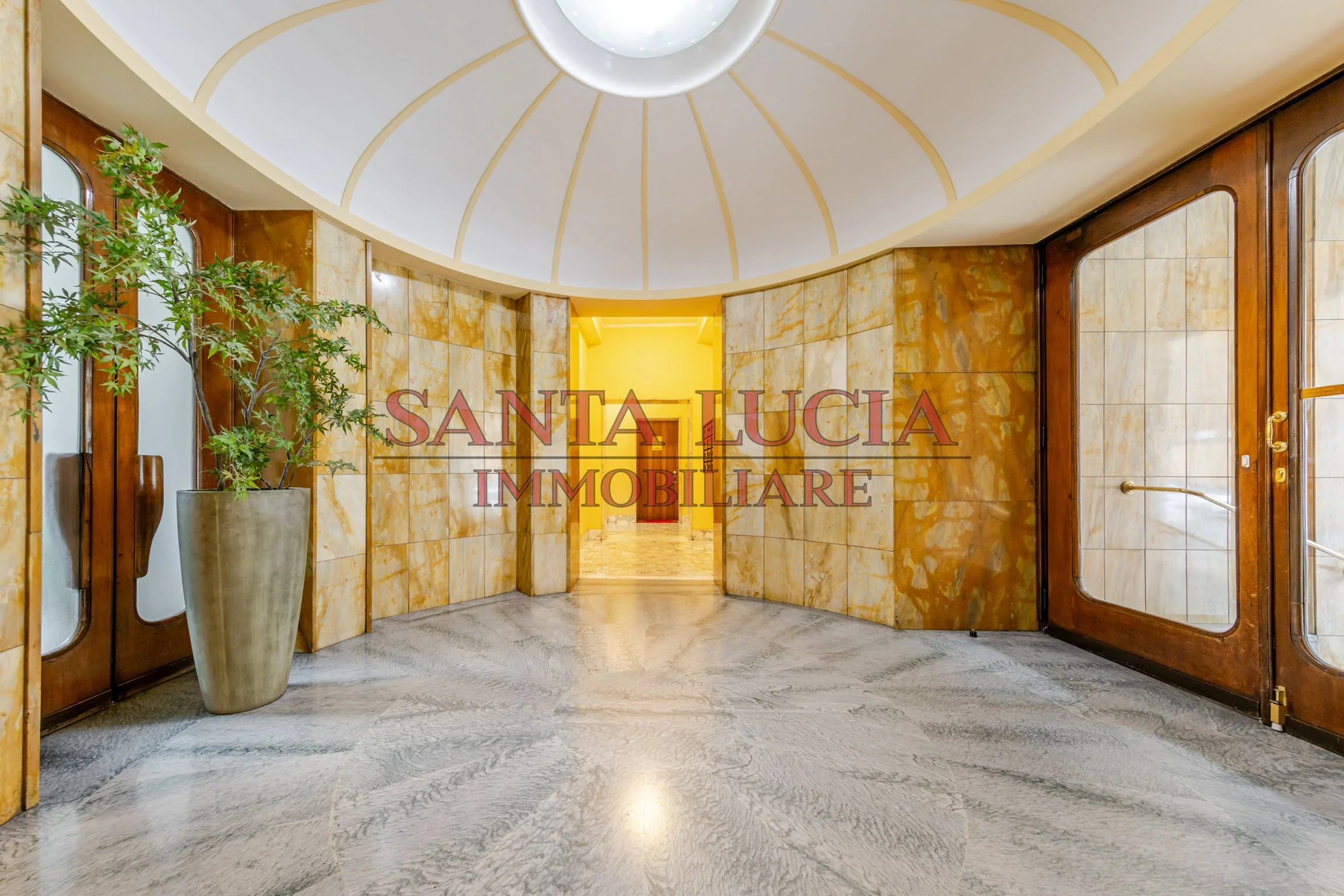 Via Mauro Macchi 58 - Trilocale ristrutturato con terrazzo e posto auto - Santa Lucia Immobiliare