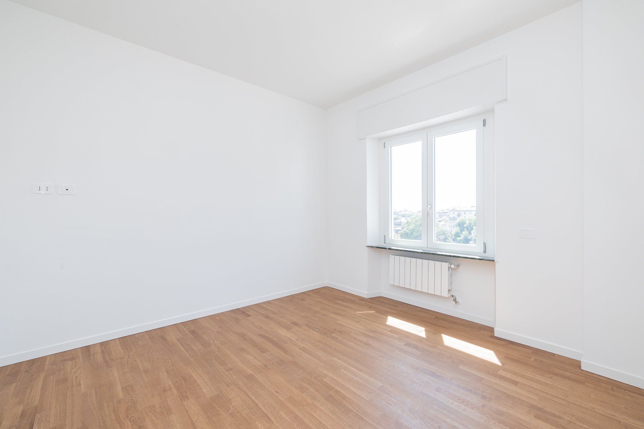 Elegante e luminoso trilocale ristrutturato a nuovo - Piazzale Brescia 22 - Santa Lucia Immobiliare Milano