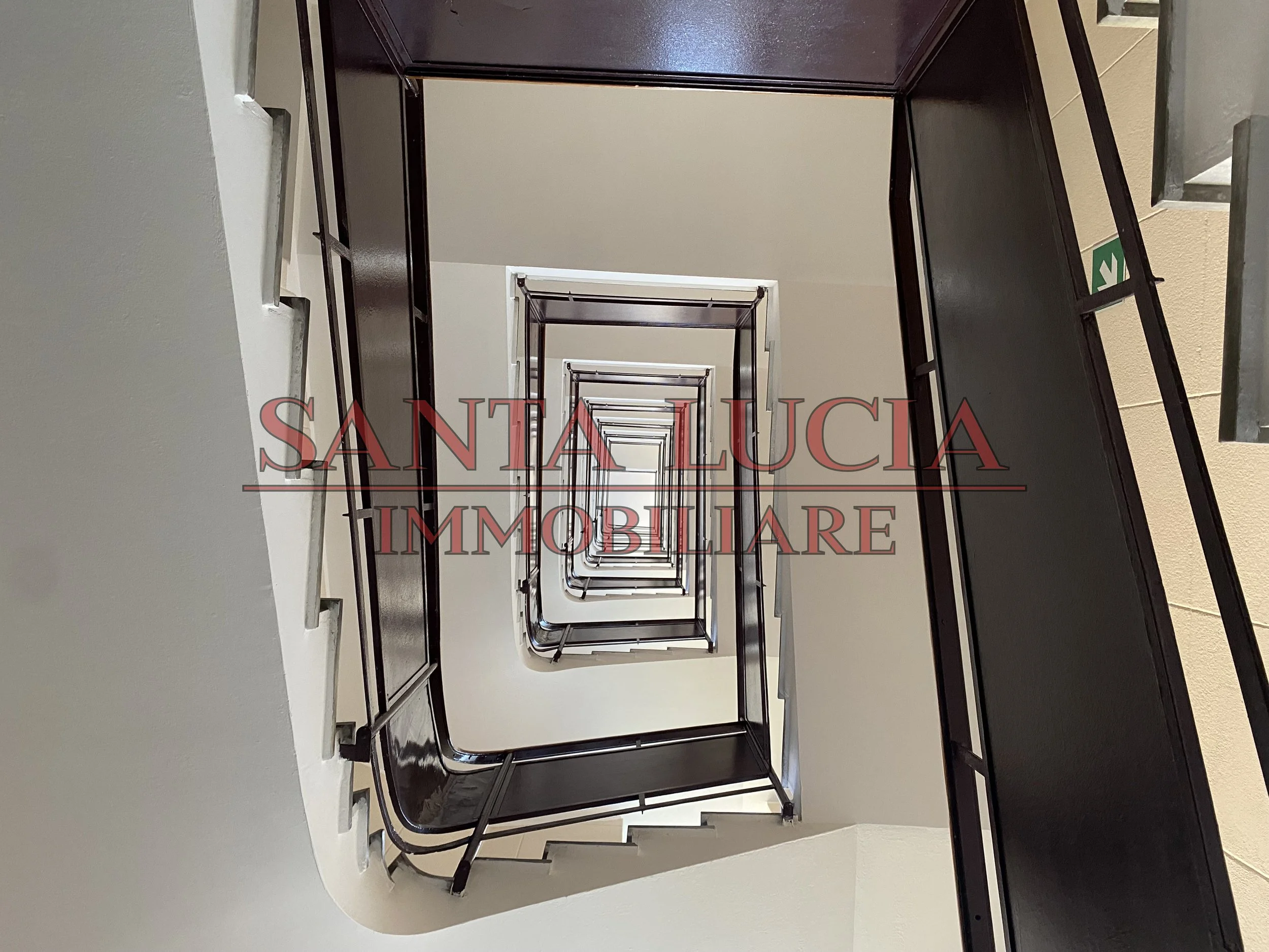 Elegante e luminoso bilocale ristrutturato a nuovo - Piazzale Brescia 22 - Santa Lucia Immobiliare Milano