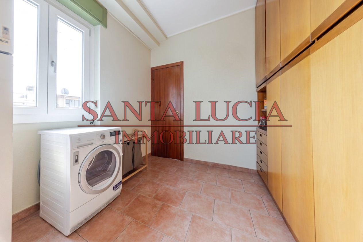 Via Giovanni Masera 10 - Attico unico al piano con terrazzo - Morgagni/Buenos Aires