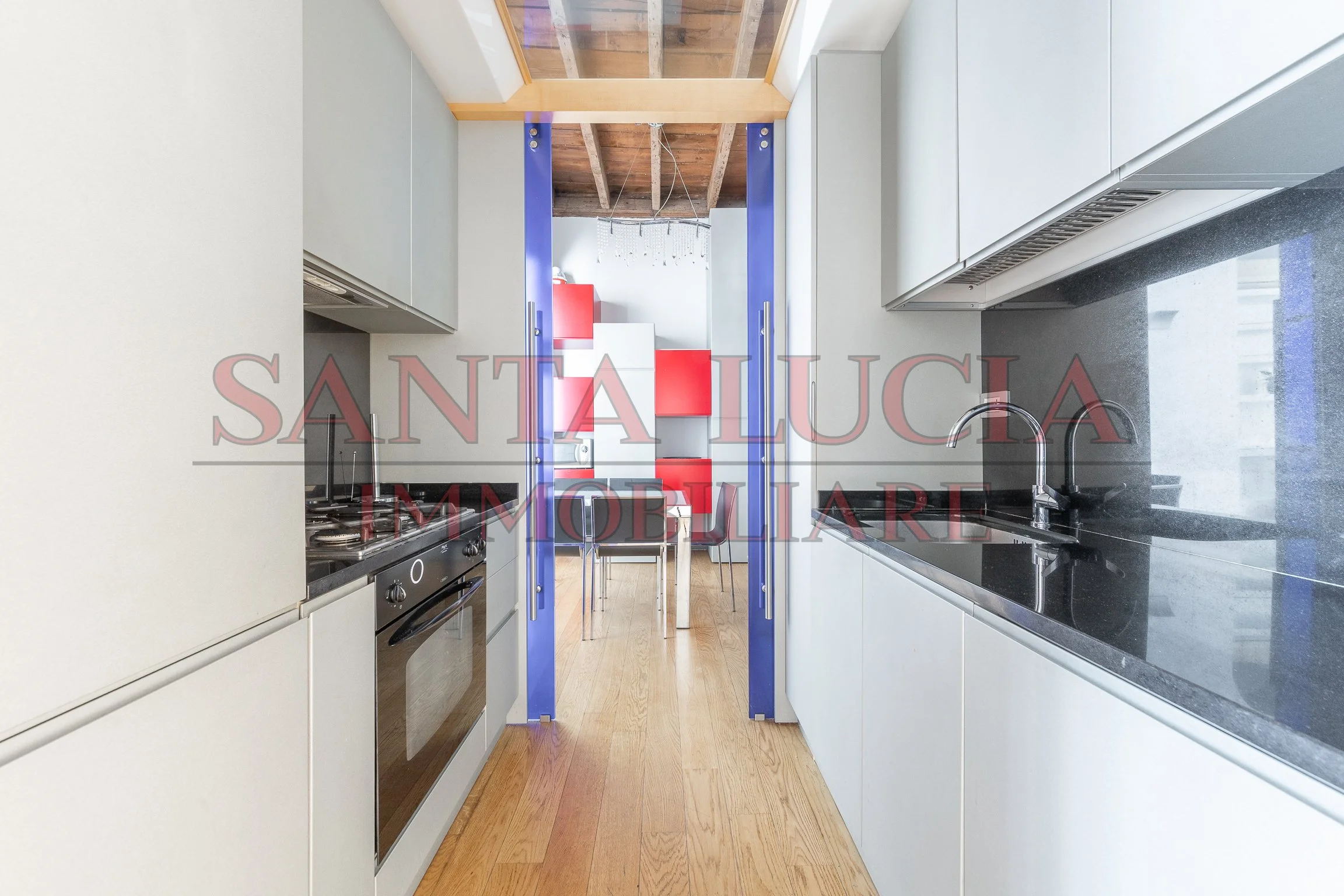 Elegante bilocale arredato - Via Carlo Ravizza 21 - Santa Lucia Immobiliare